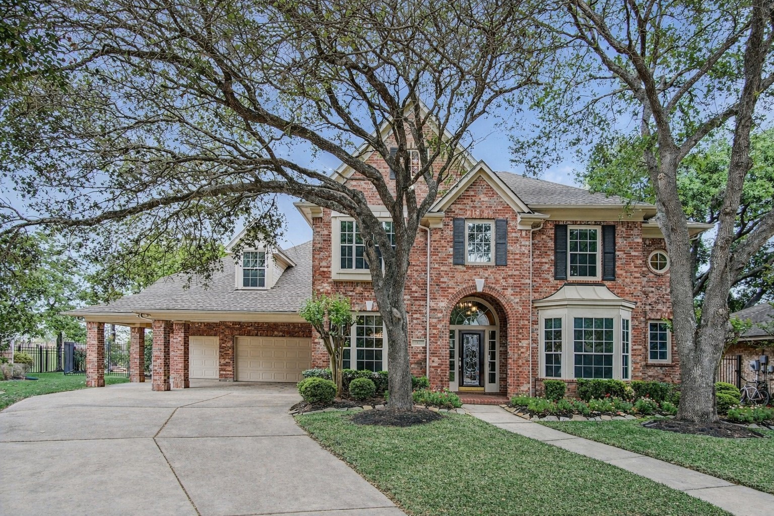 Listing photo 3