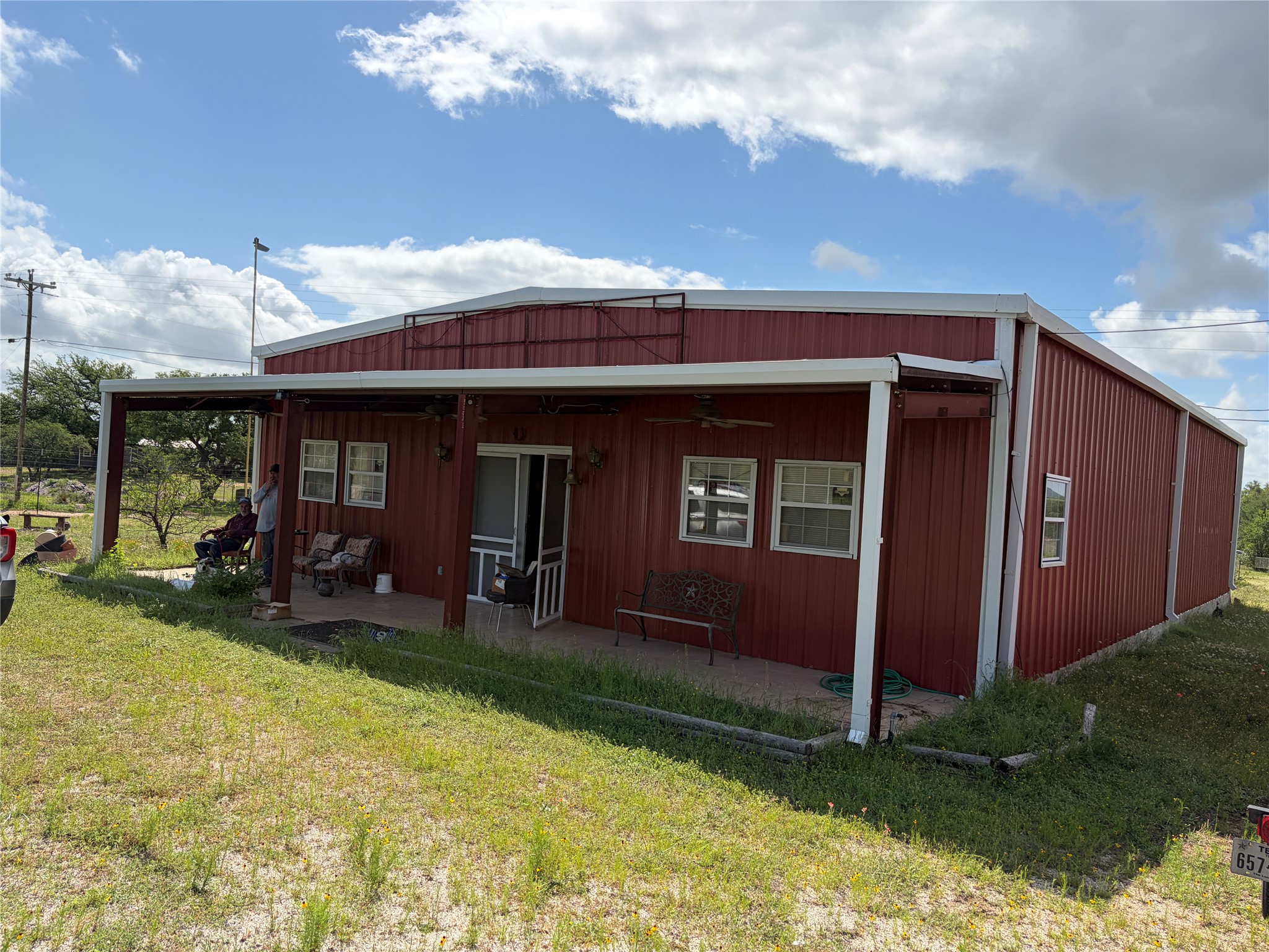 Listing photo 1