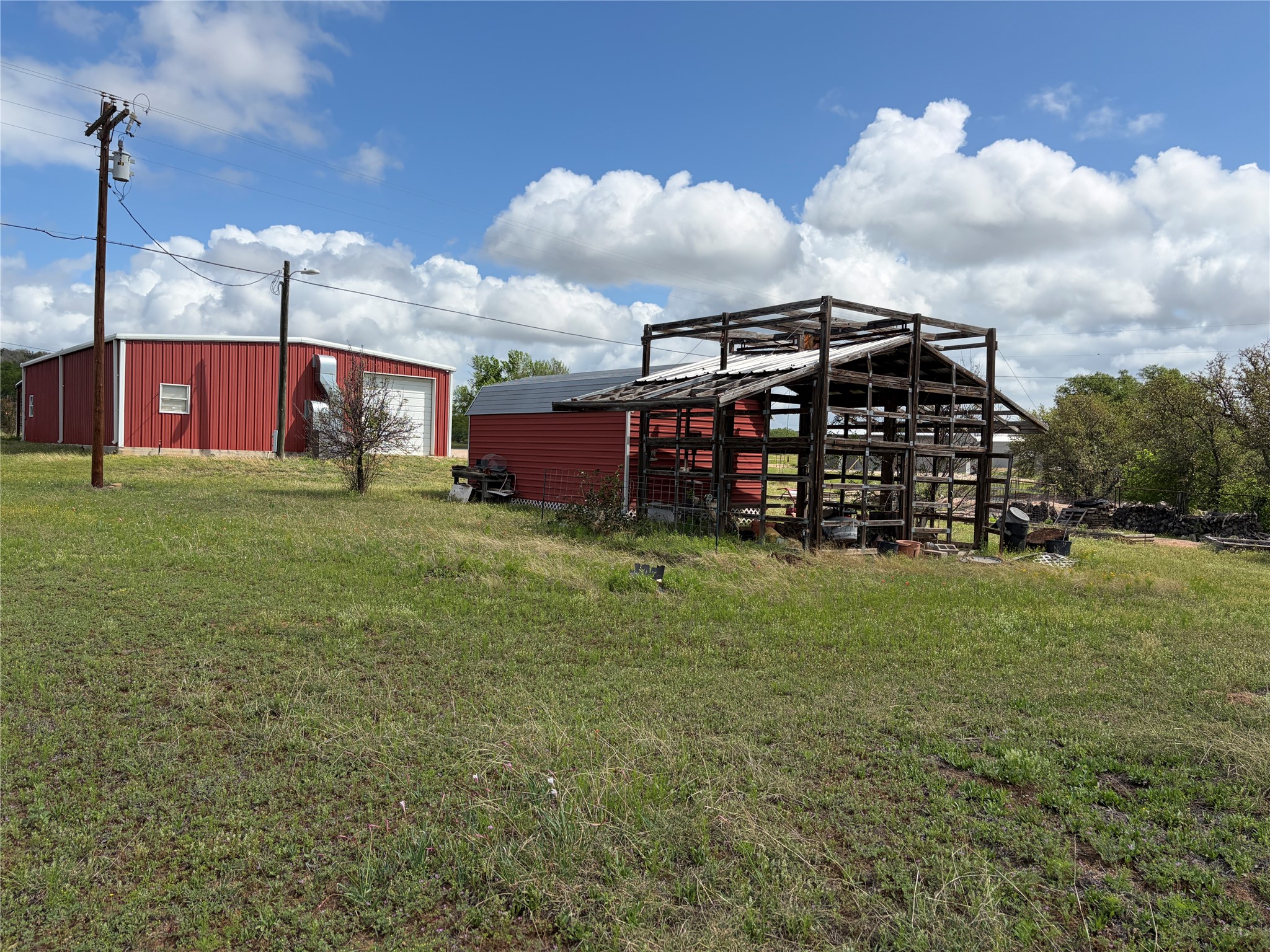 Listing photo 4