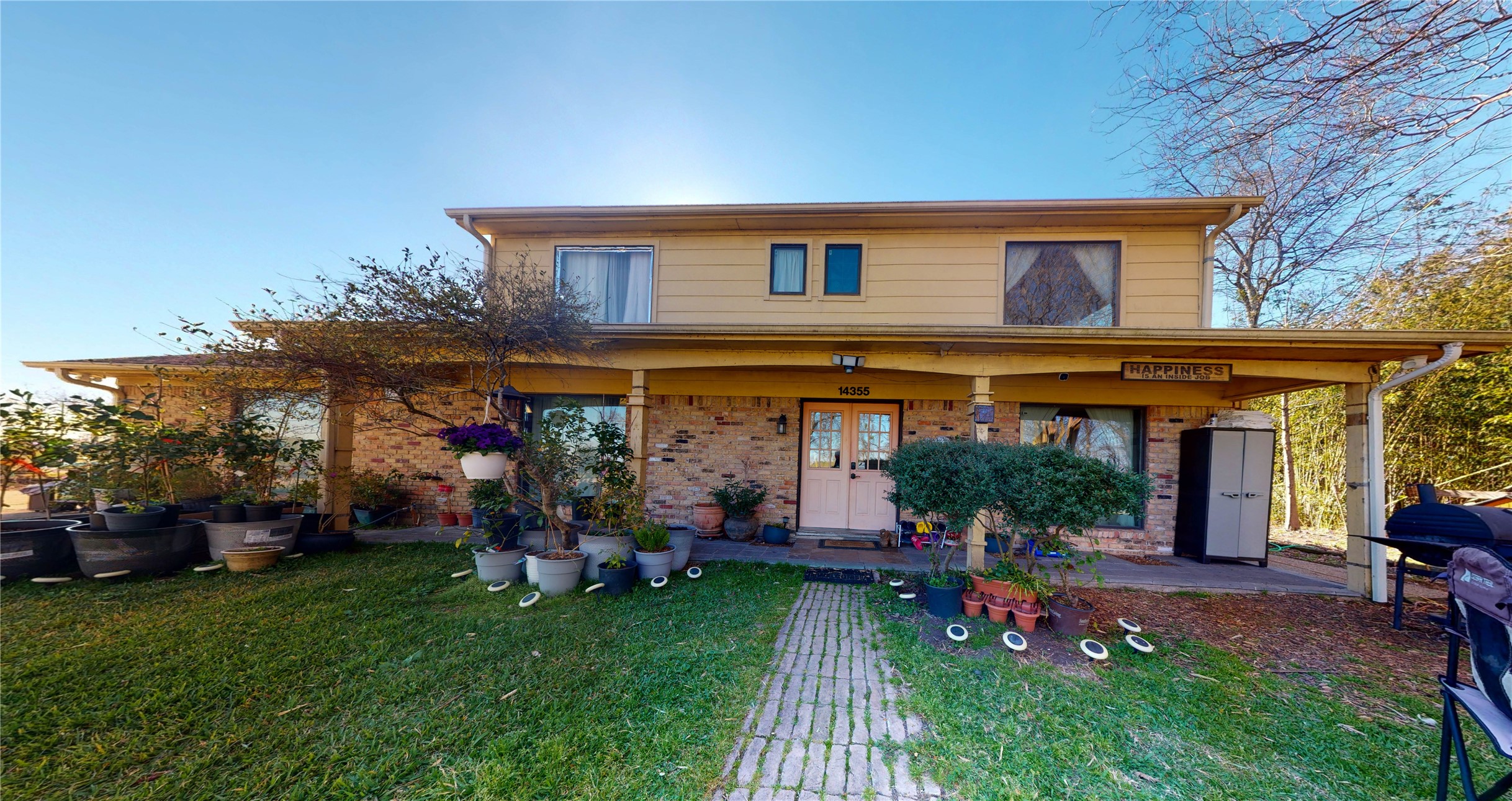 Listing photo 3