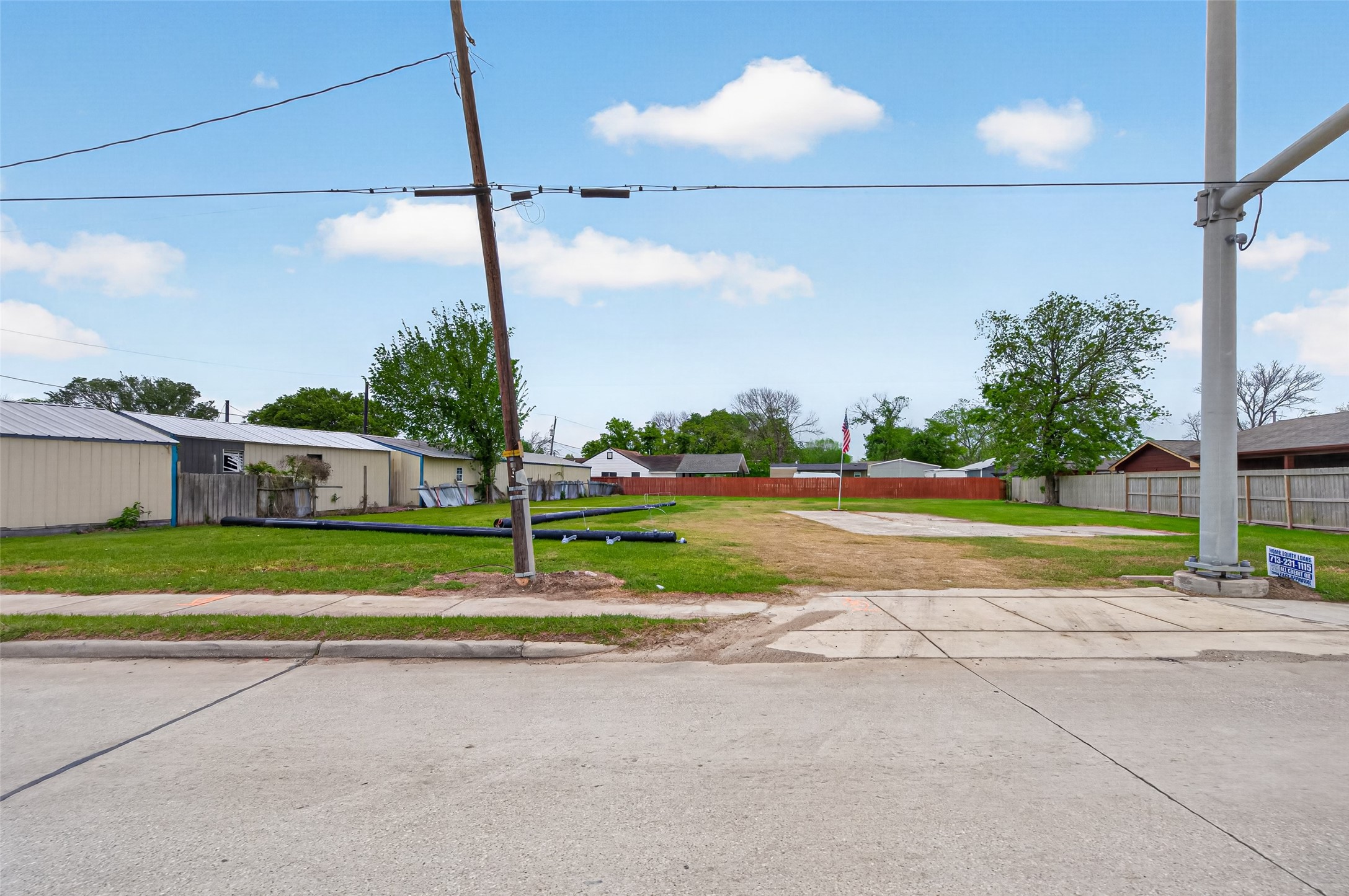Listing photo 3