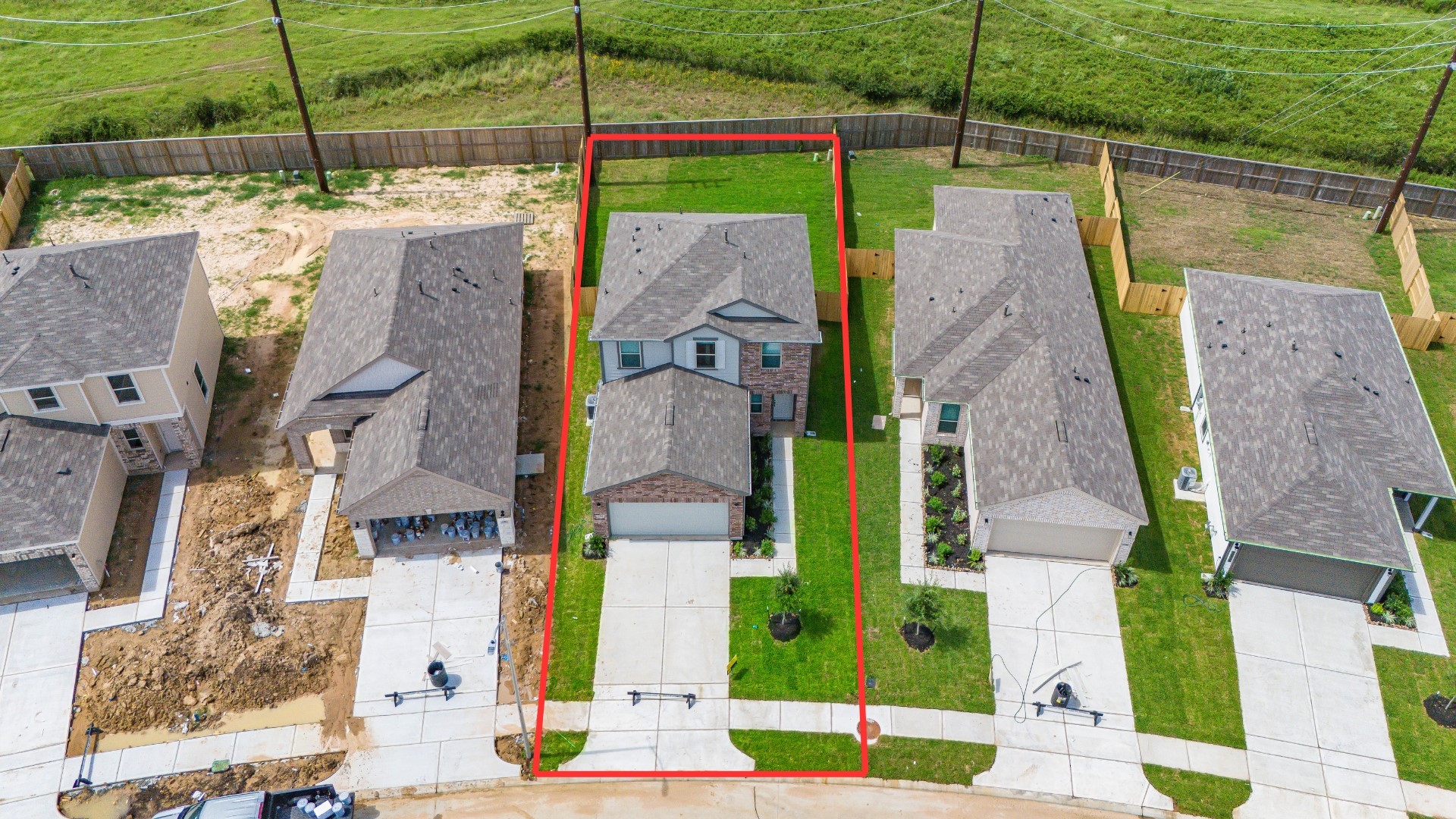Listing photo 2