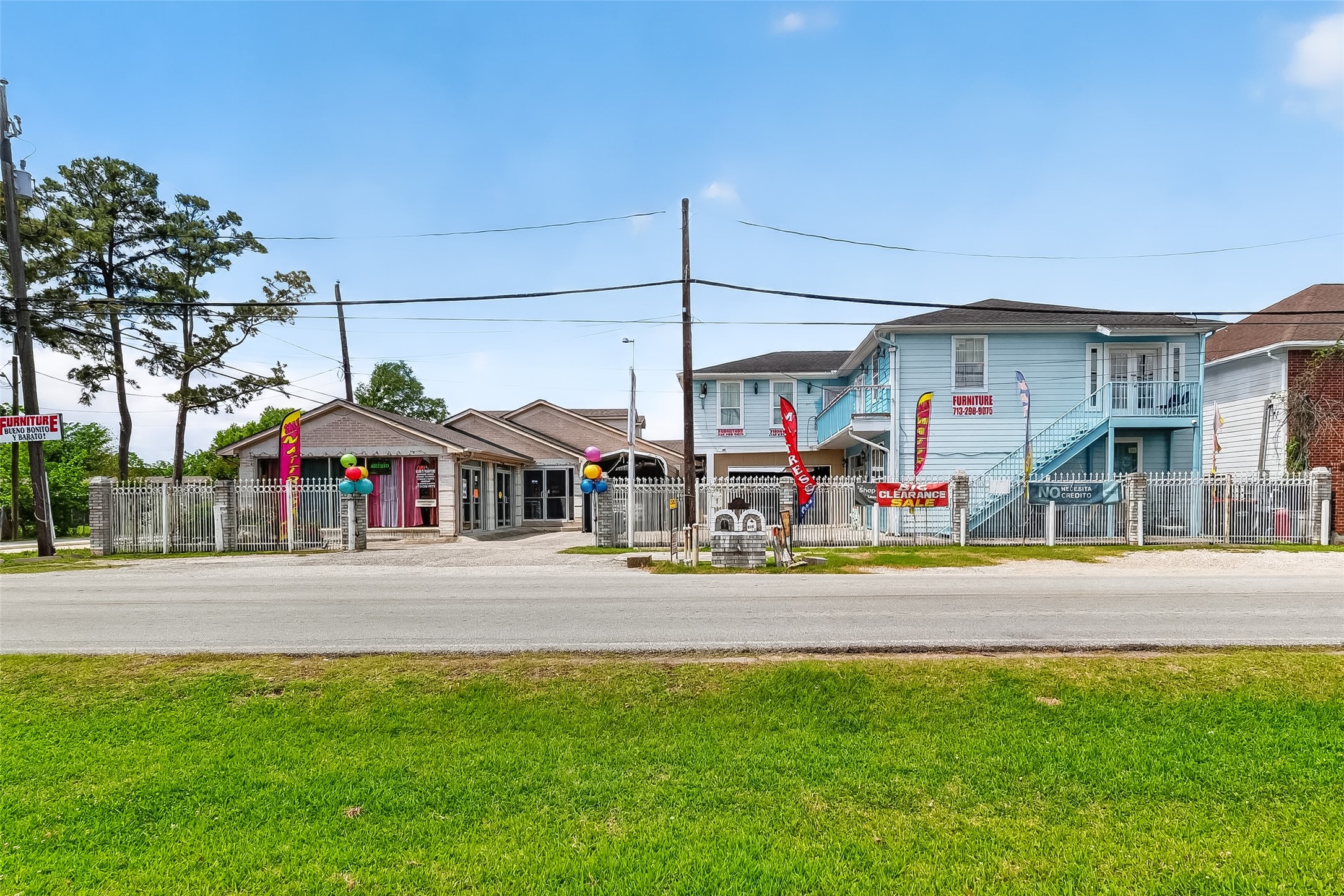 Listing photo 1