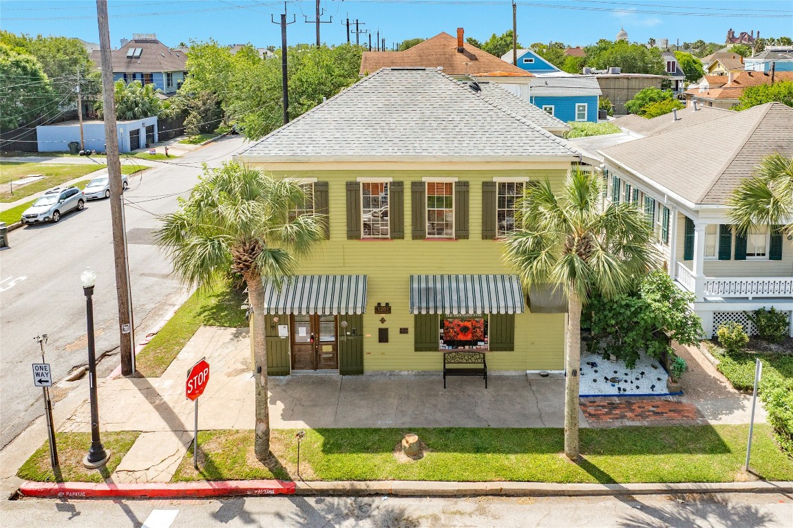 Listing photo 1