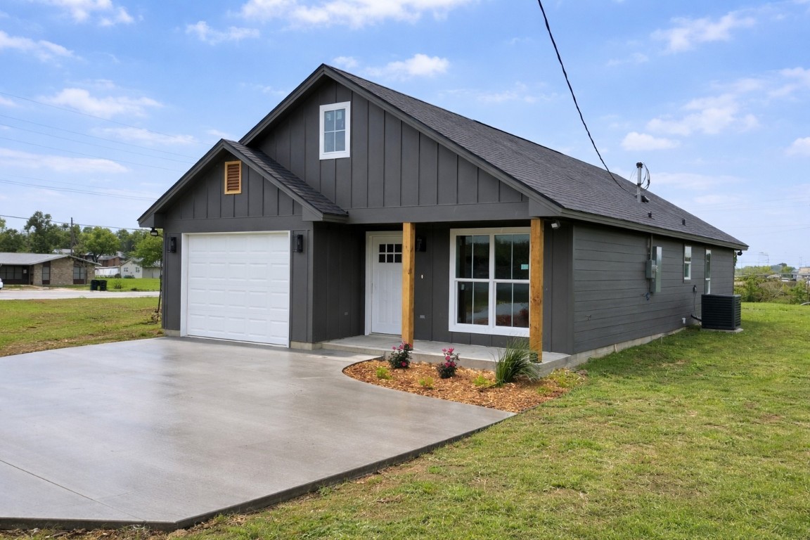 Listing photo 1