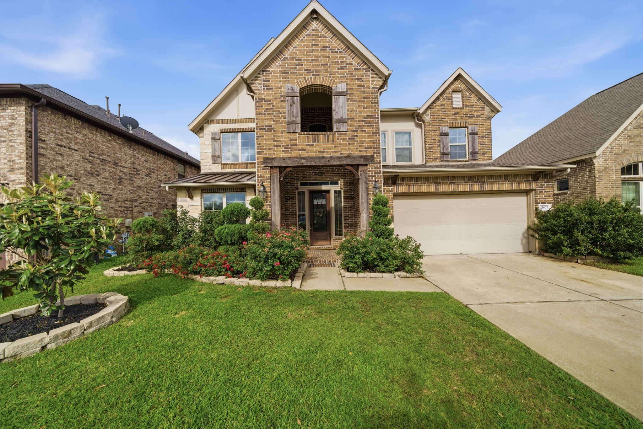 Listing photo 1