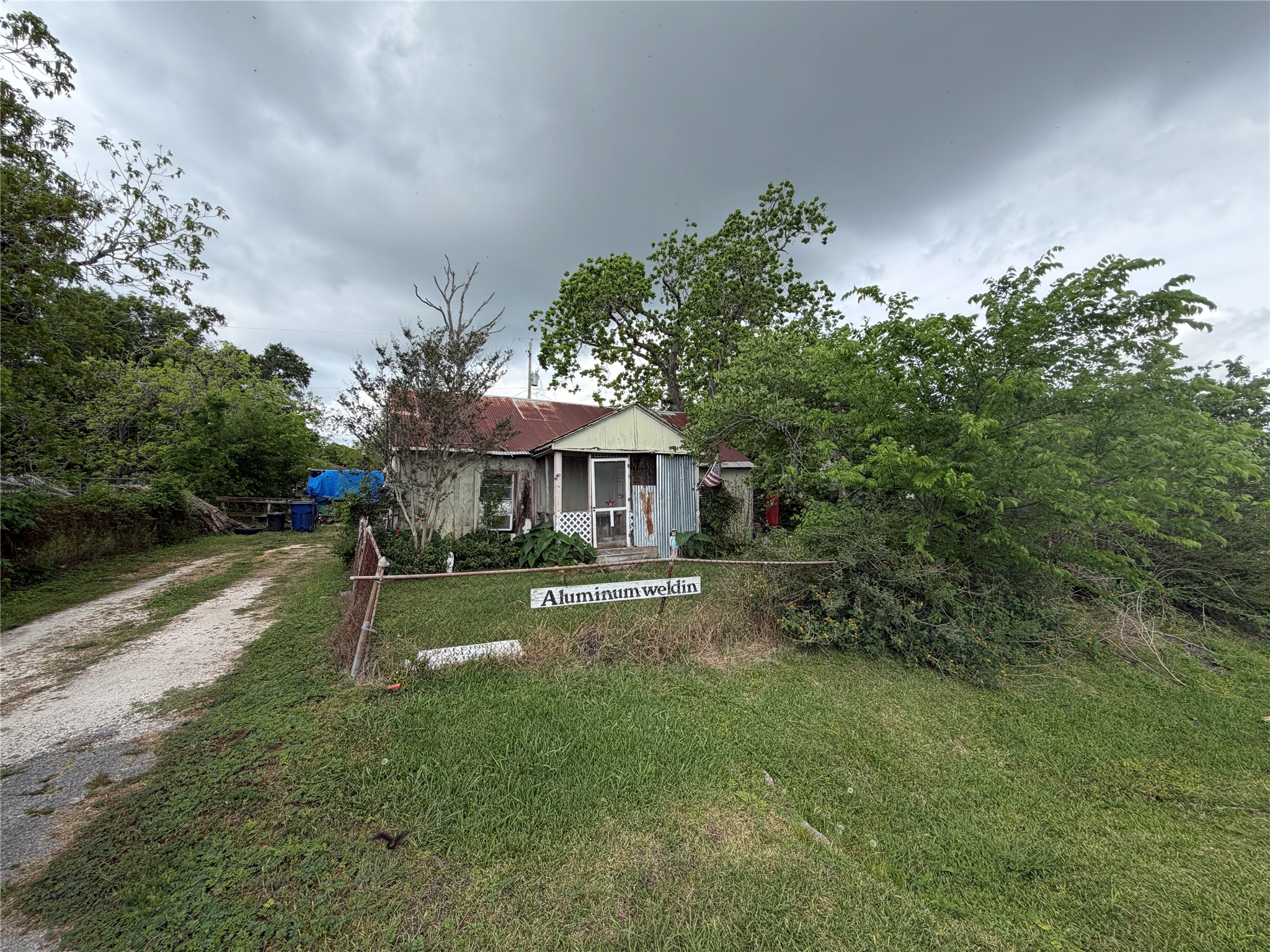 Listing photo 5