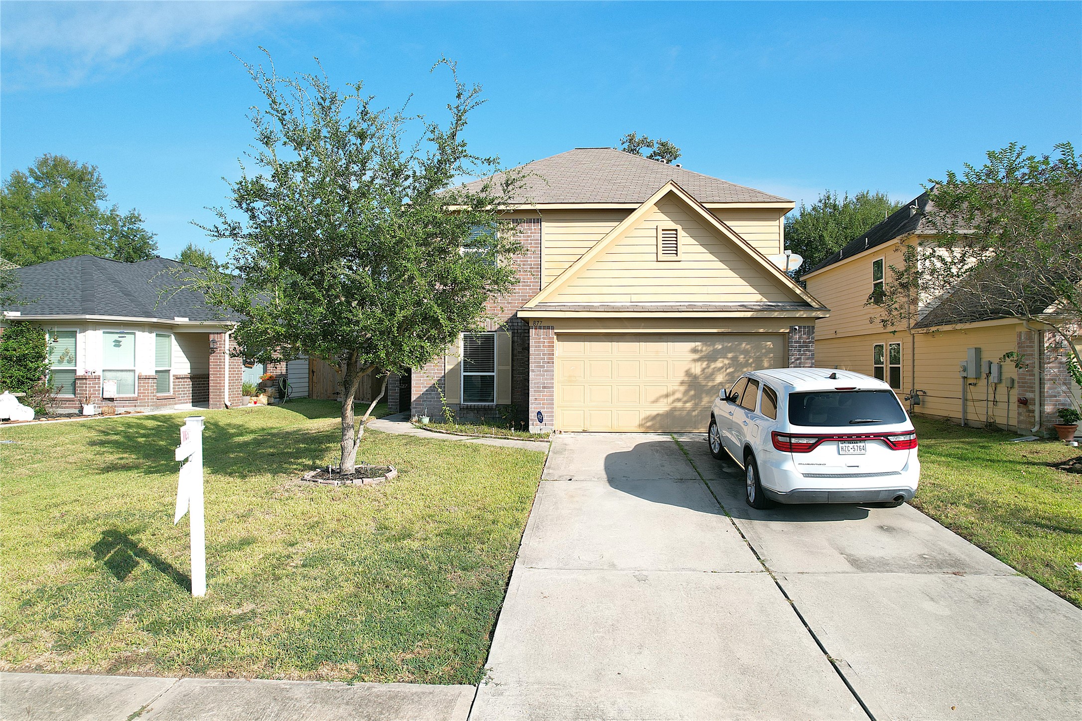 Listing photo 2