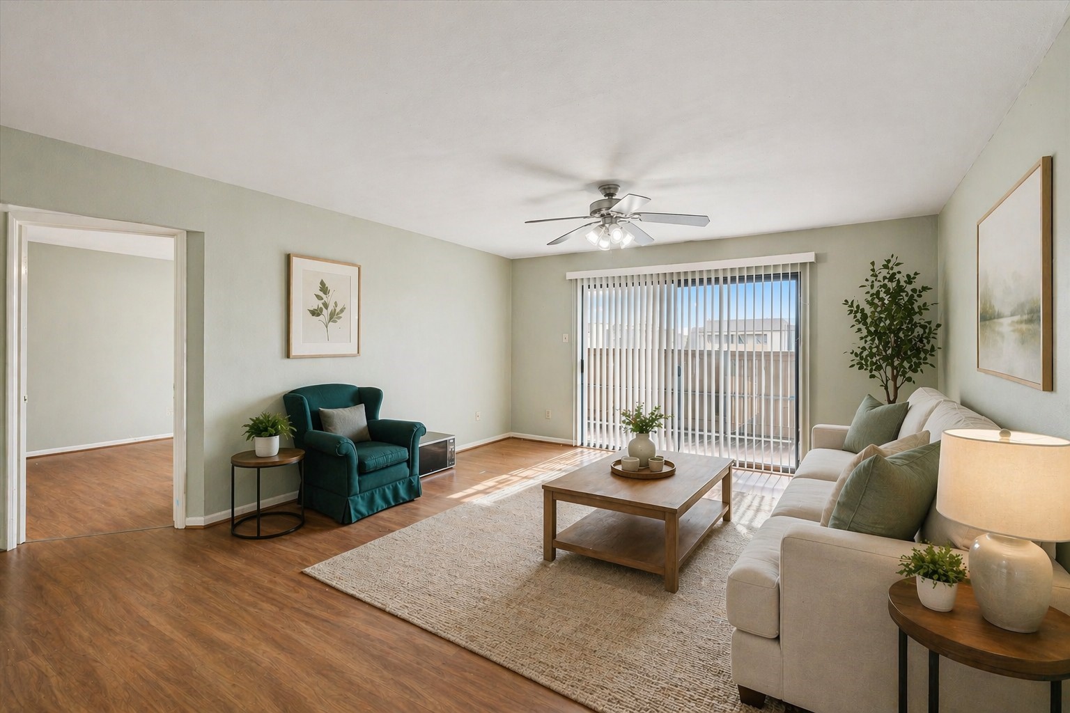 Listing photo 1