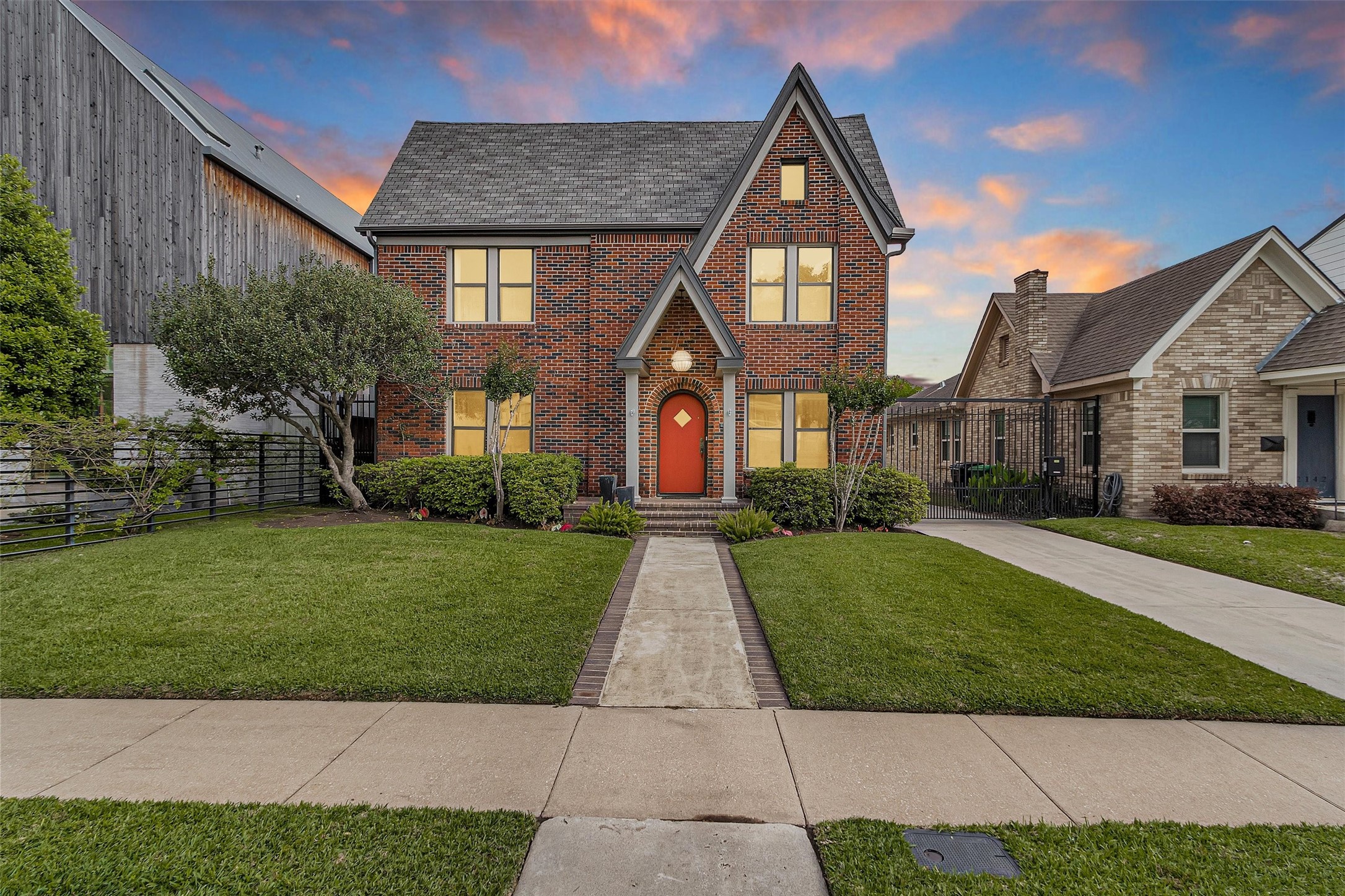 Listing photo 1