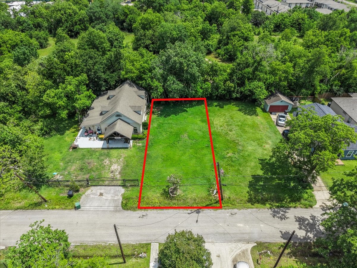 Listing photo 1