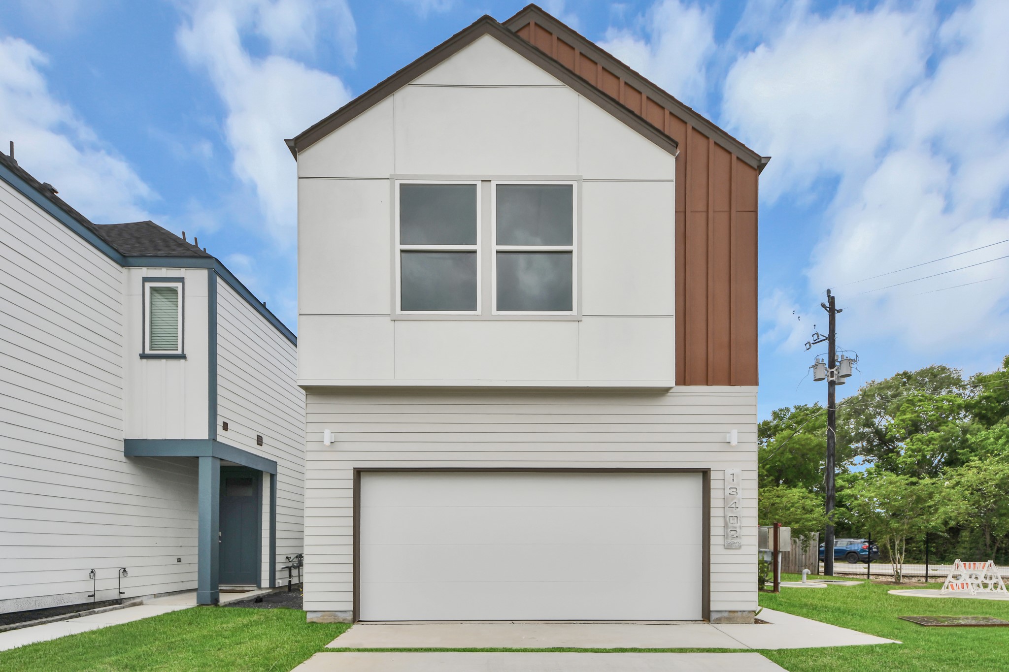 Listing photo 3