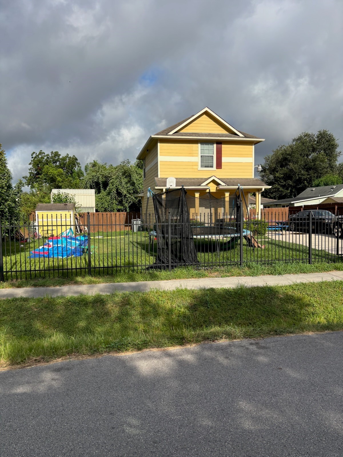 Listing photo 1