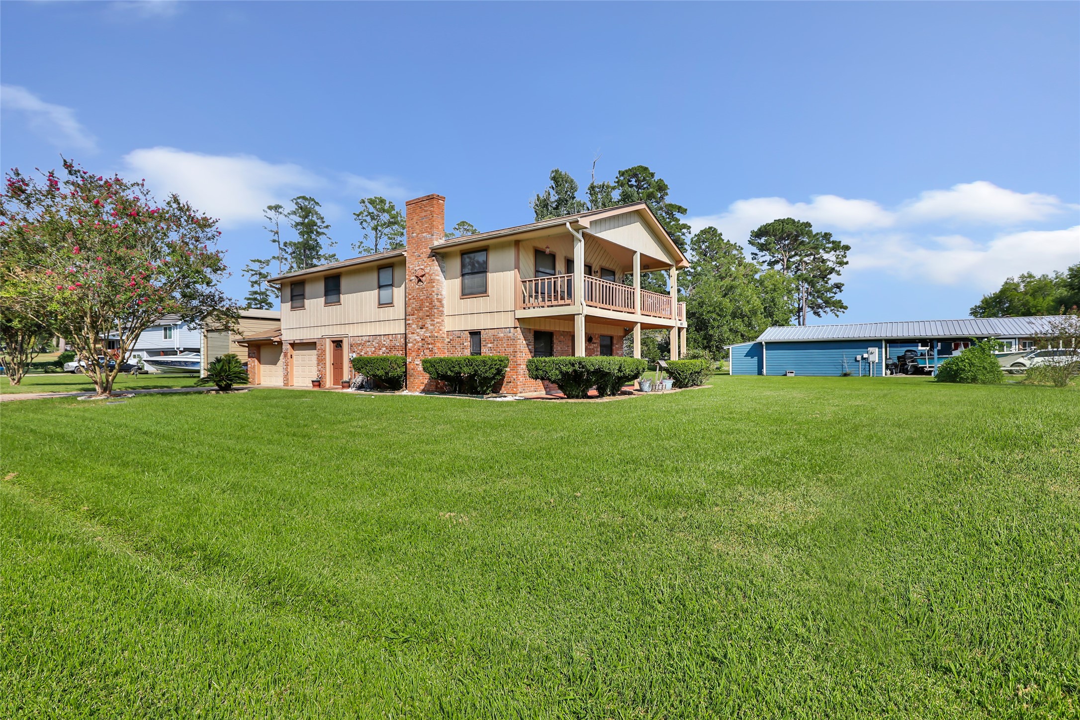 Listing photo 3