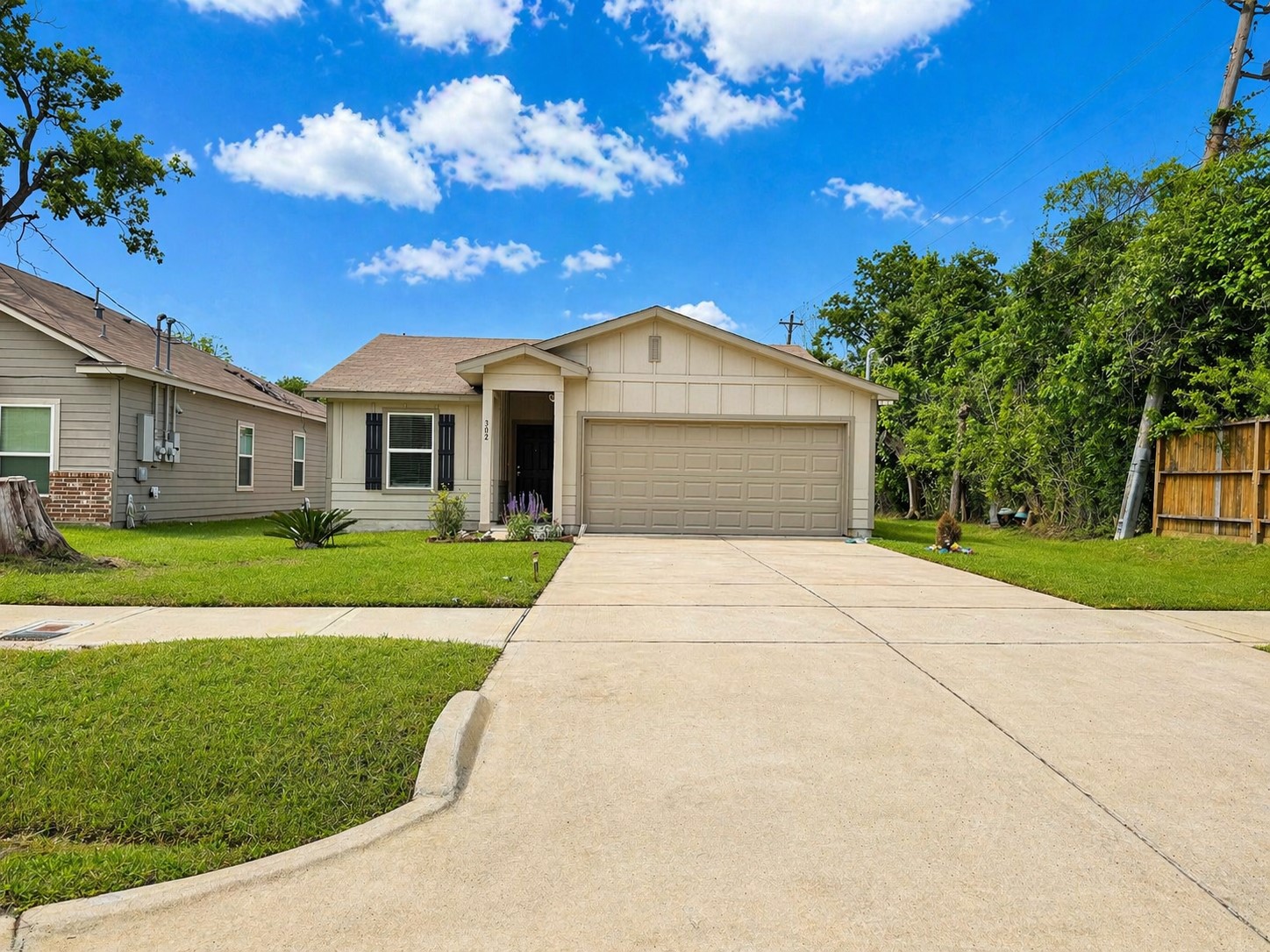 Listing photo 1