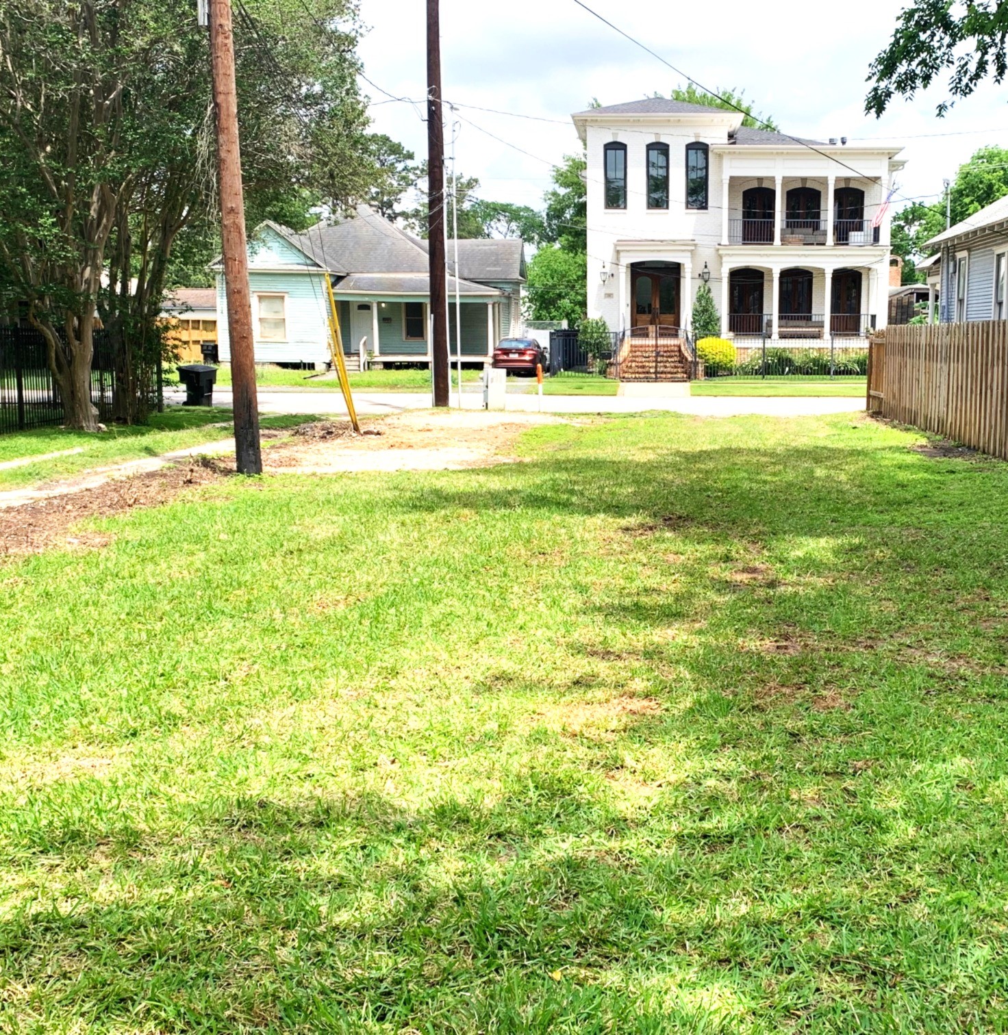 Listing photo 1