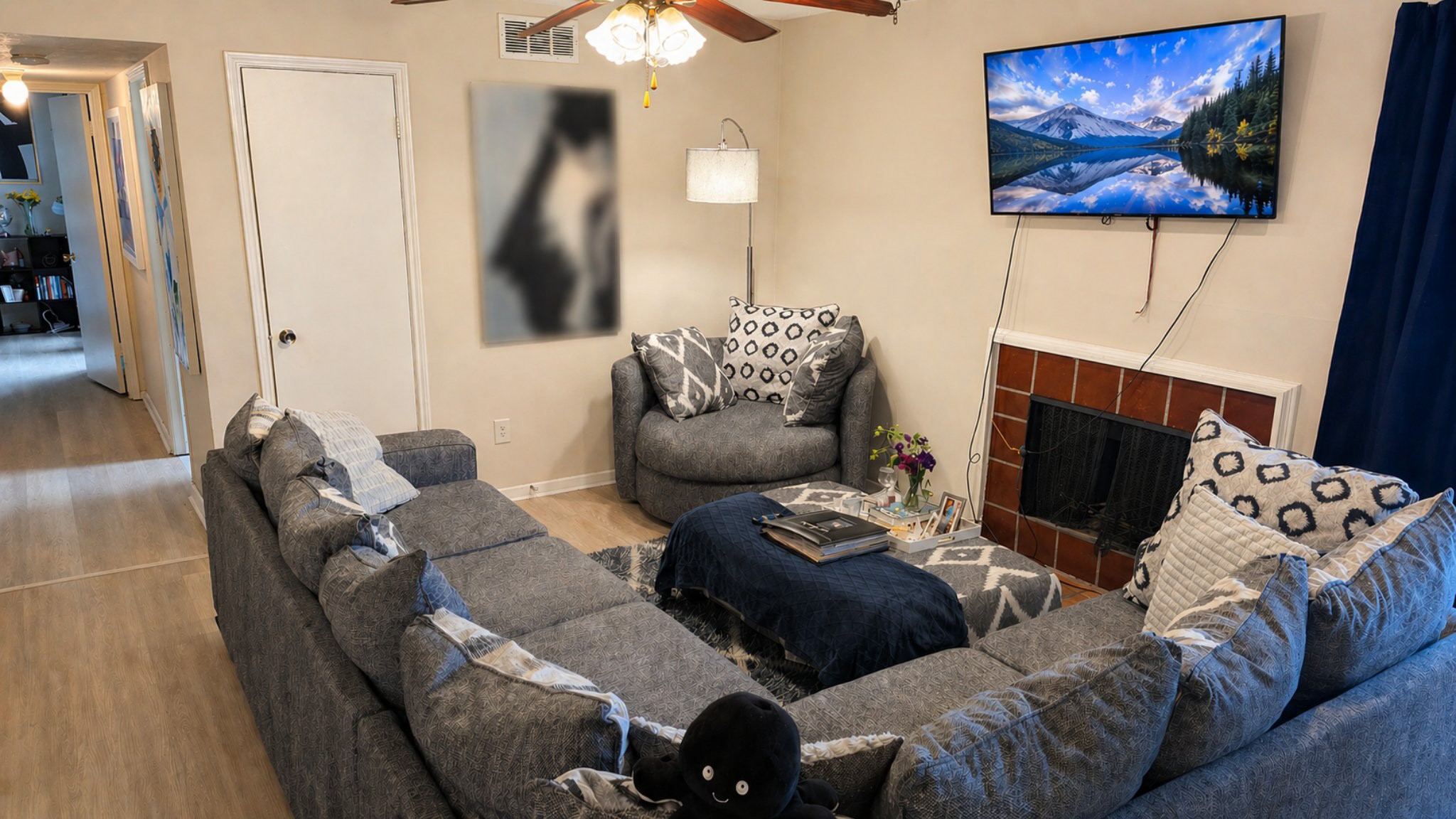 Listing photo 1