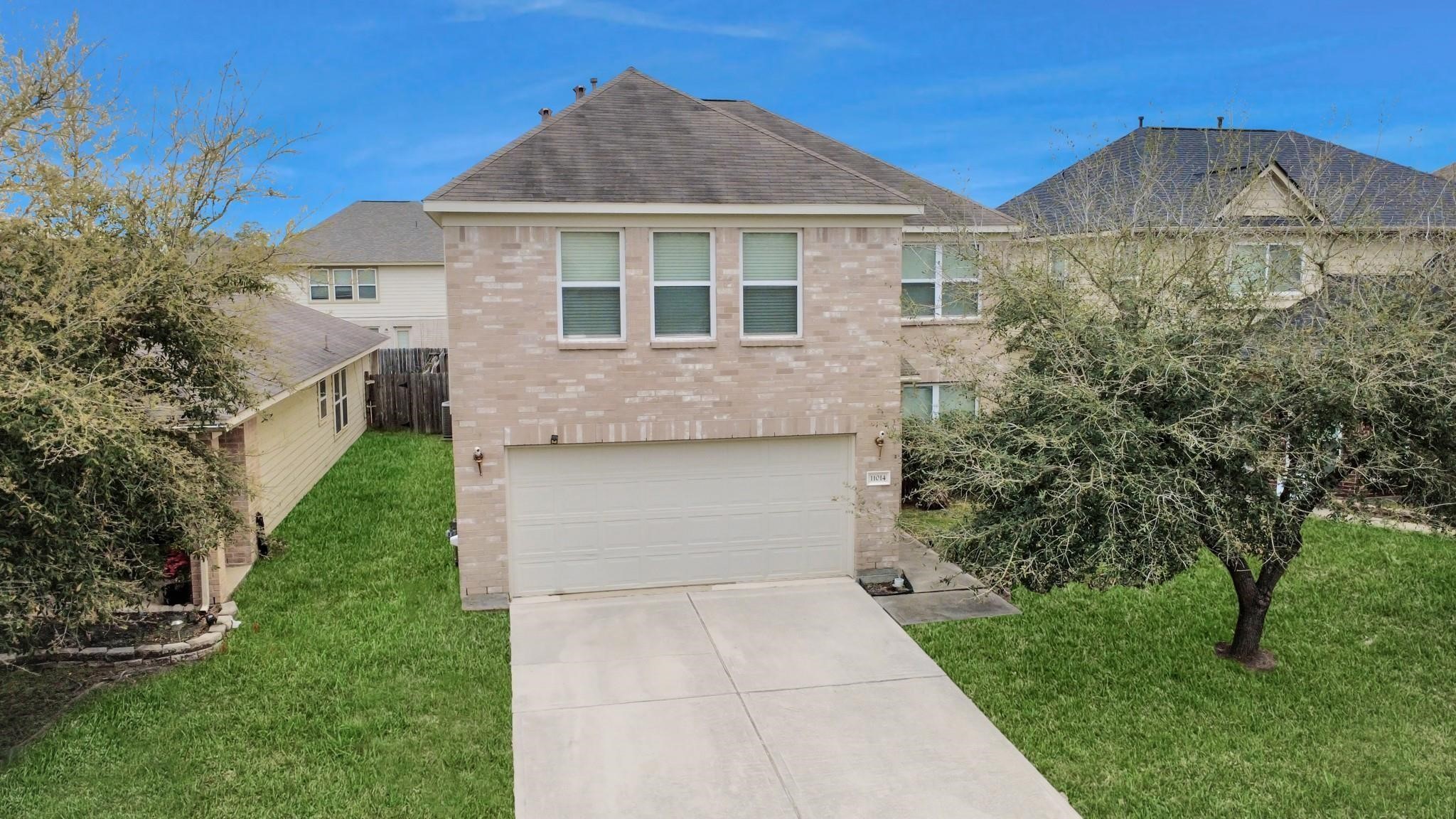 Listing photo 2