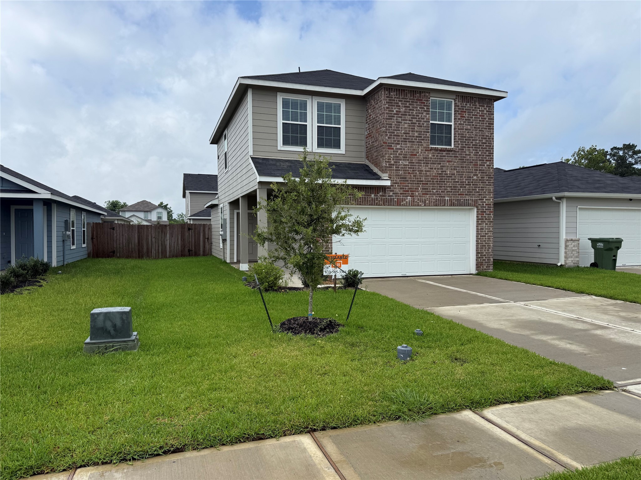 Listing photo 2