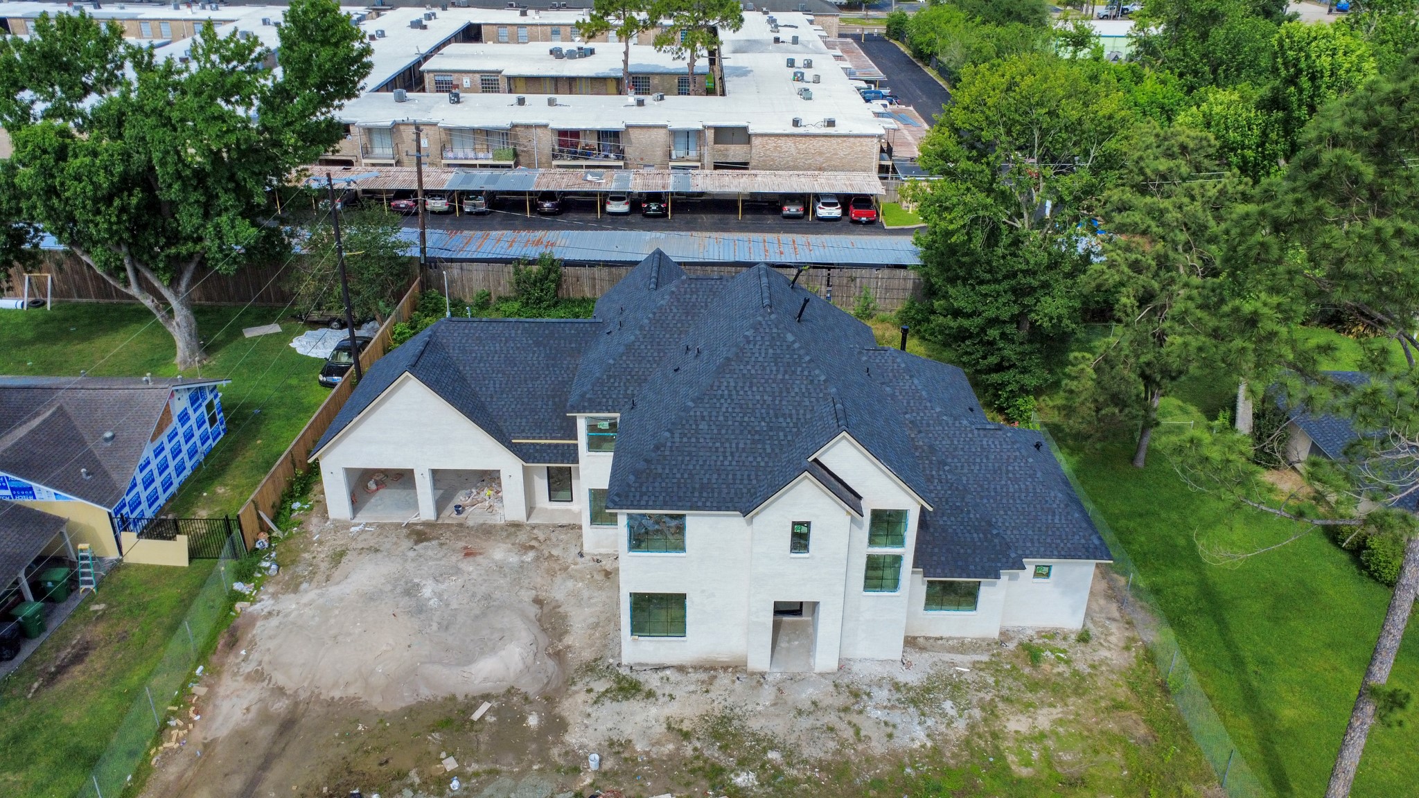 Listing photo 3