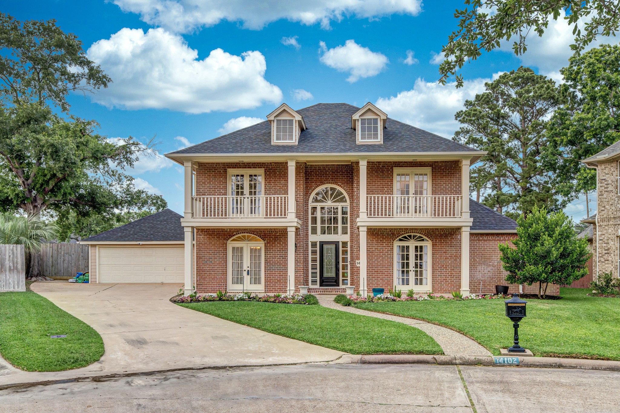 Listing photo 1