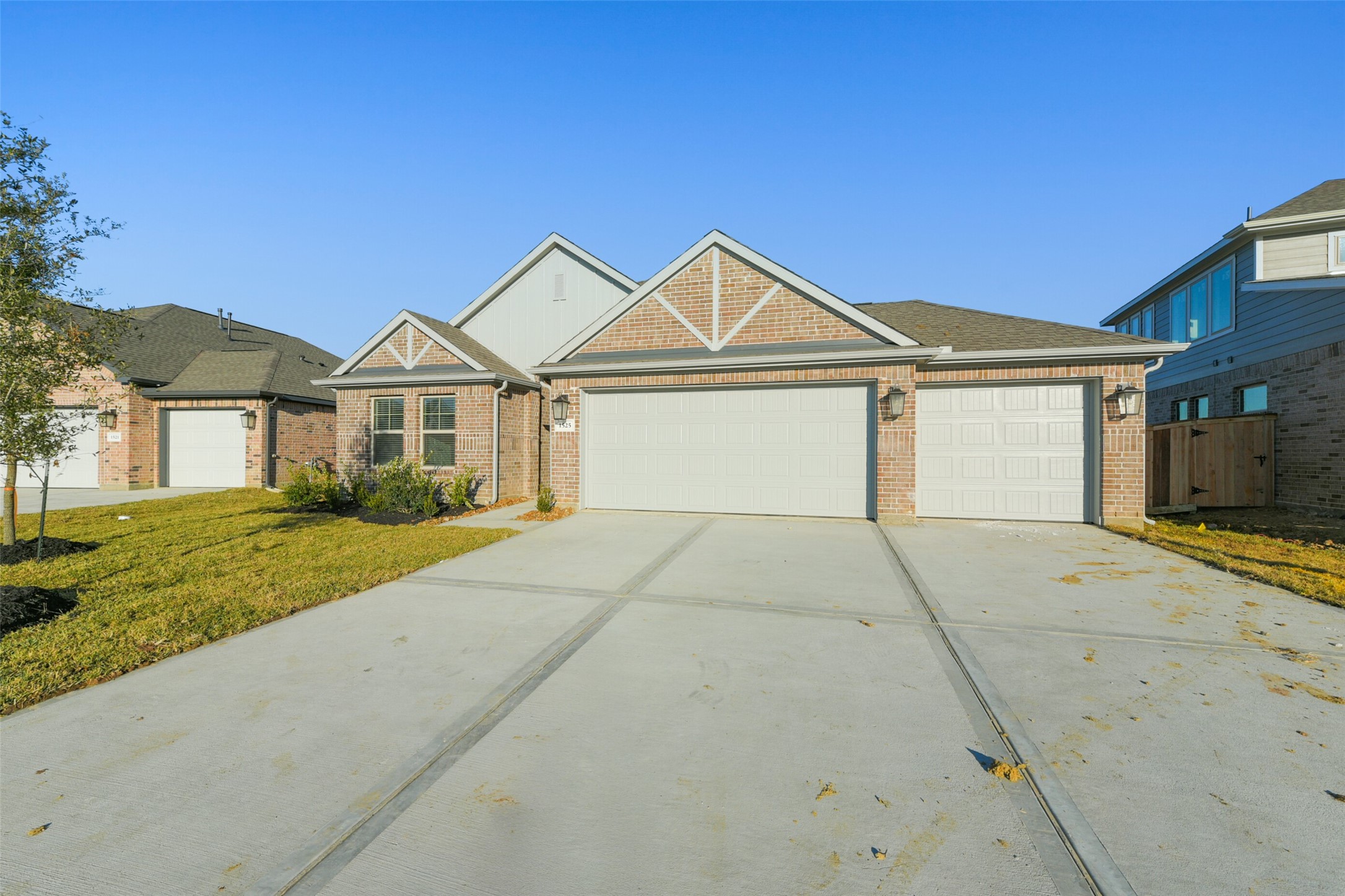 Listing photo 3