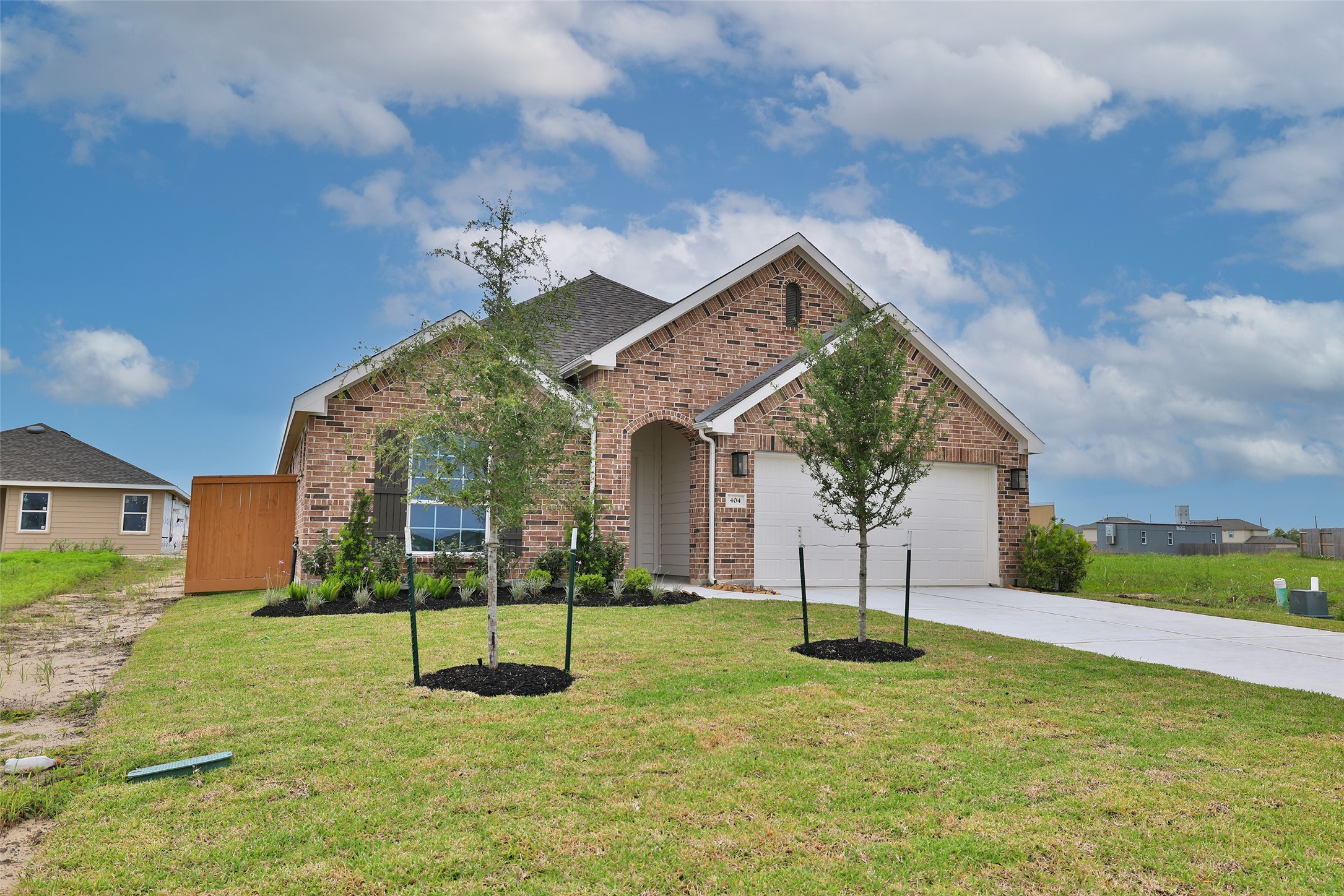 Listing photo 3