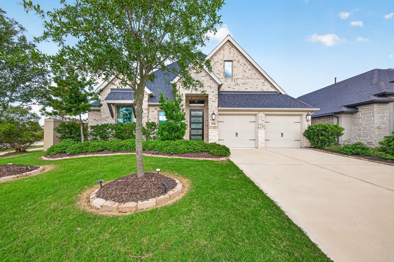 Listing photo 1