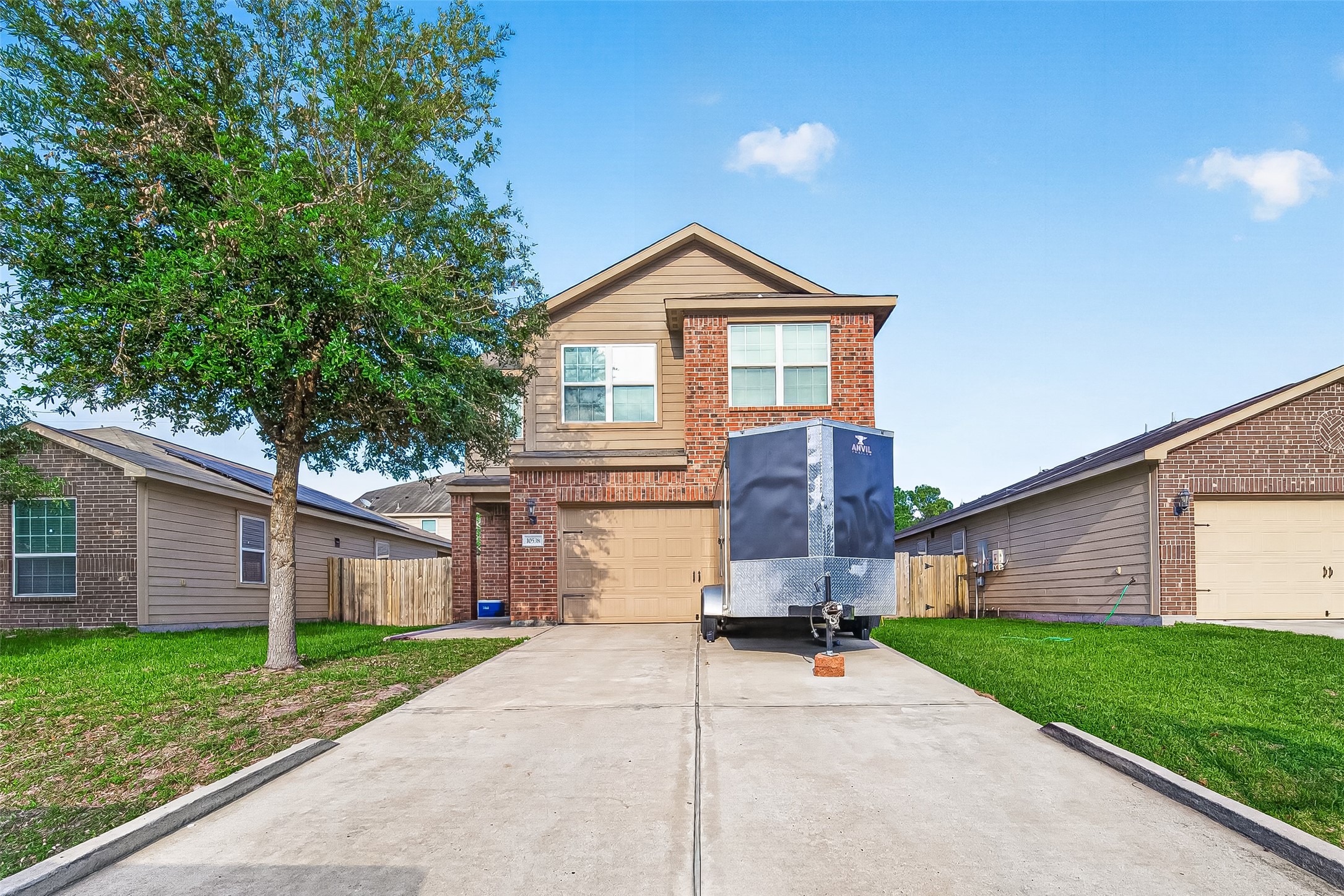 Listing photo 1