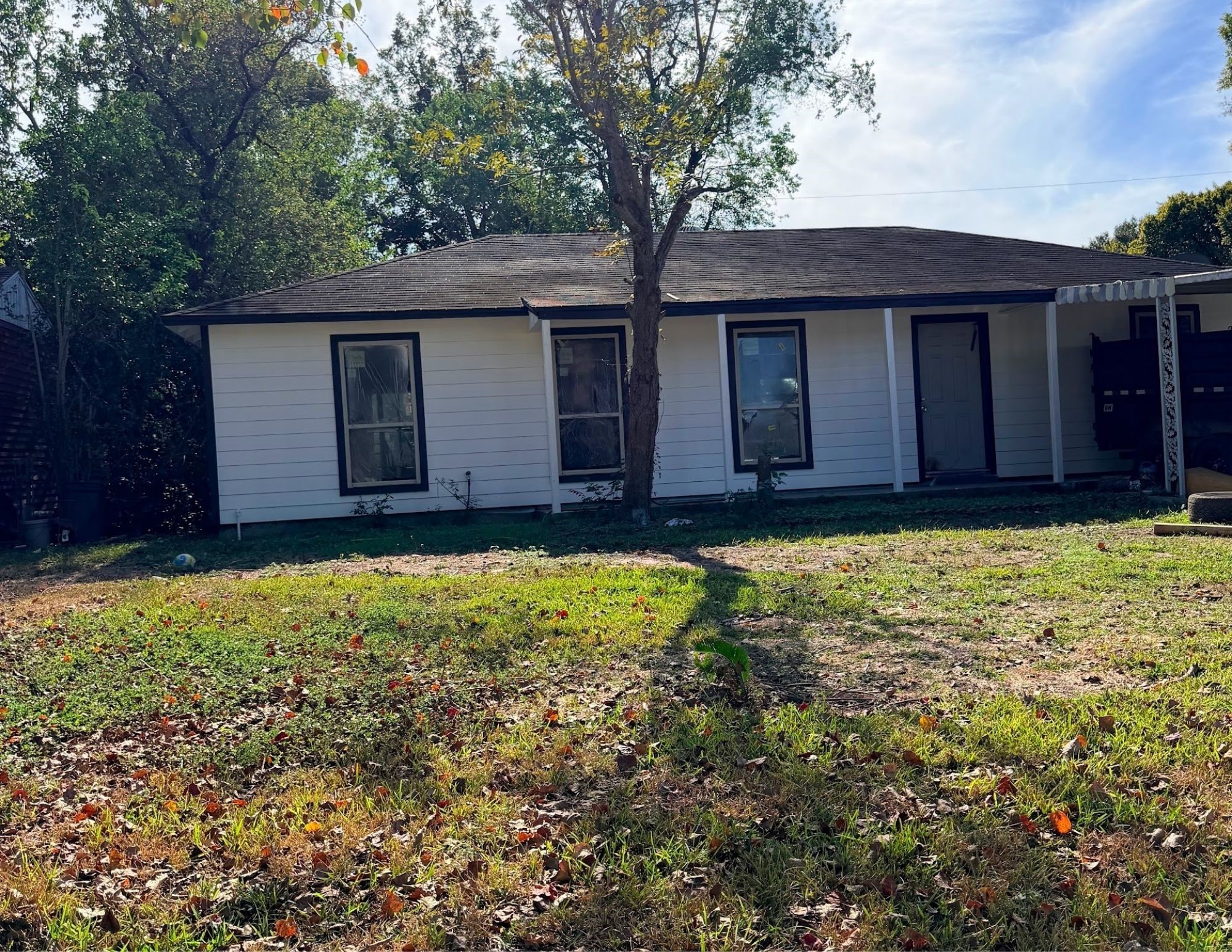 Listing photo 1