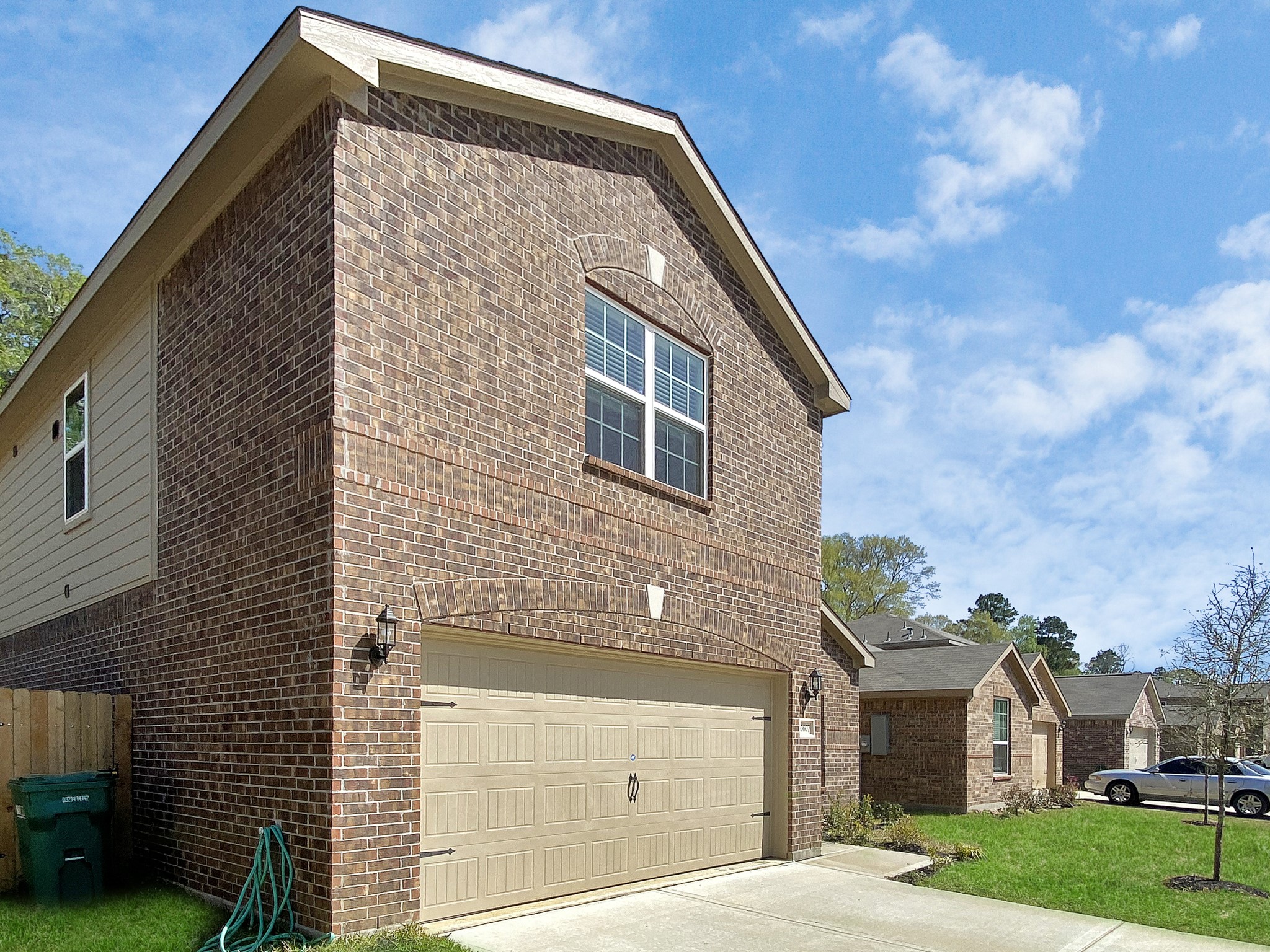 Listing photo 3