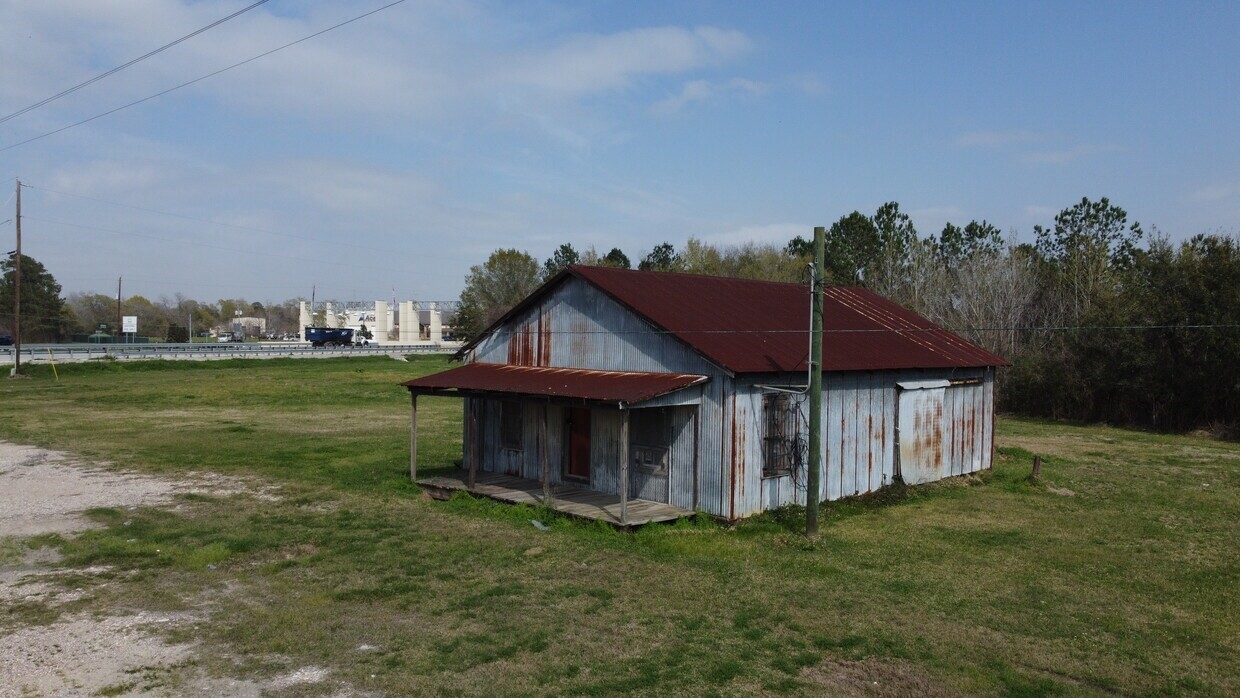 Listing photo 5