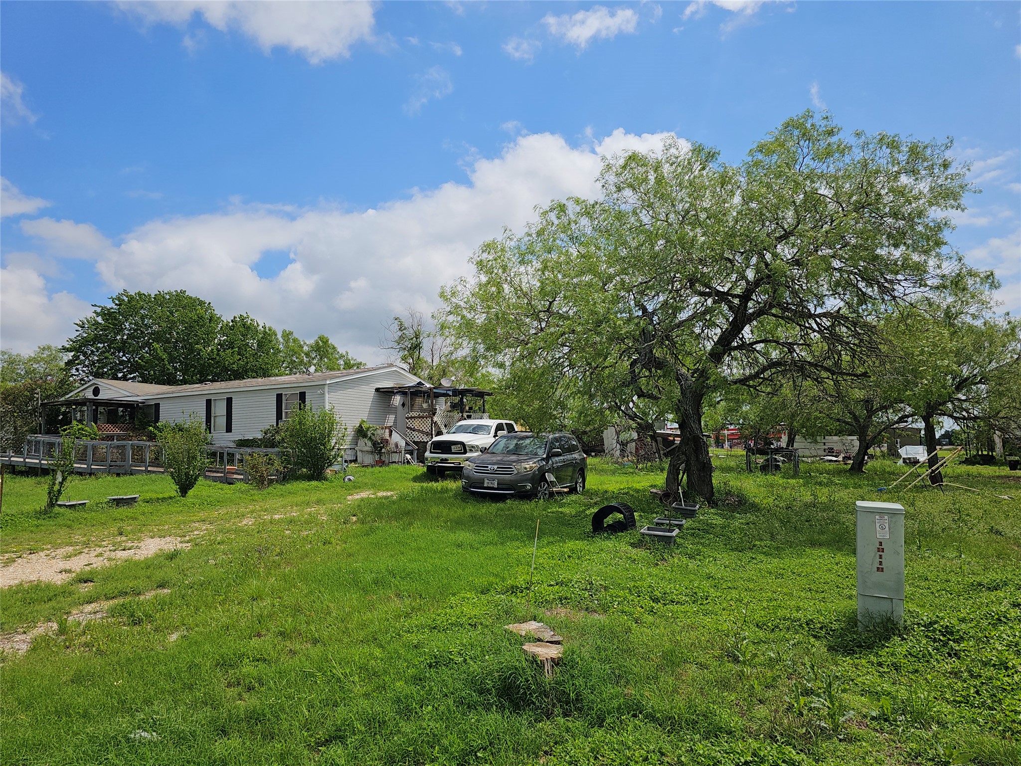 Listing photo 1
