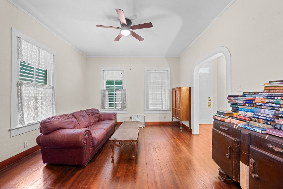 Listing photo 4