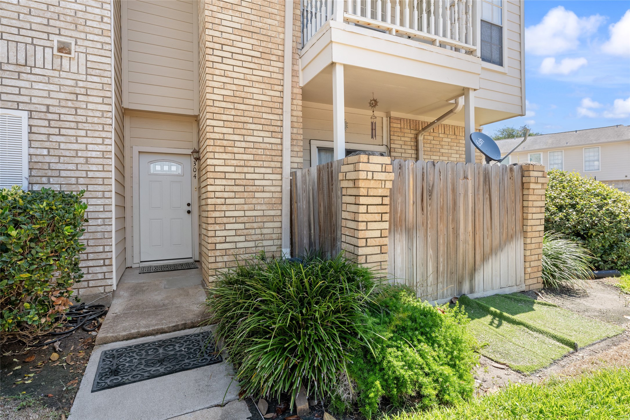 Listing photo 5