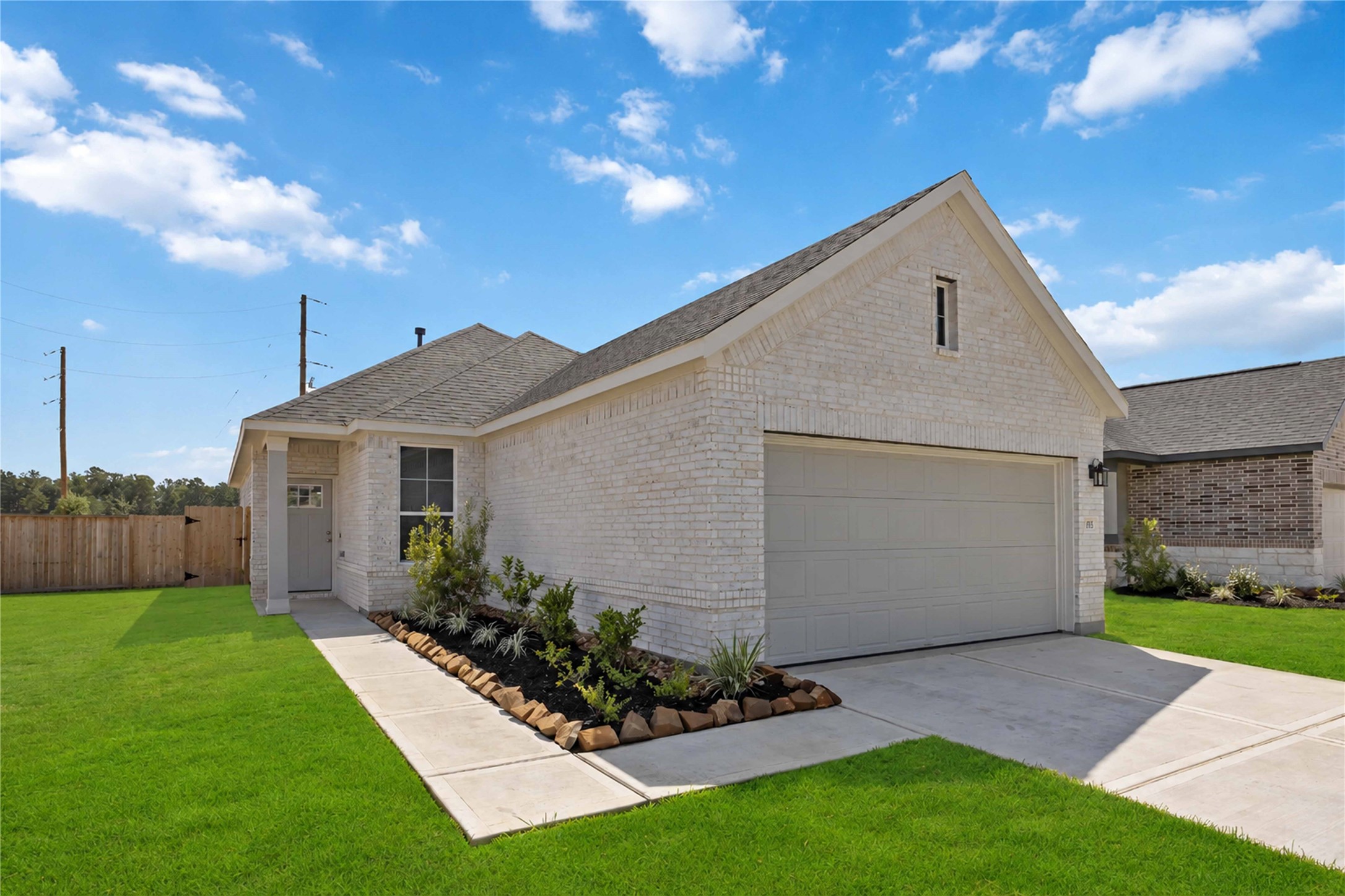 Listing photo 1