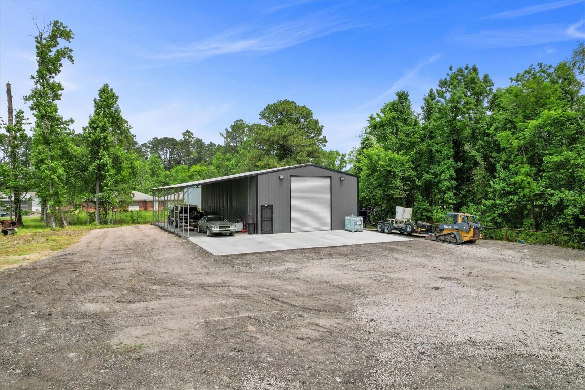 Listing photo 4
