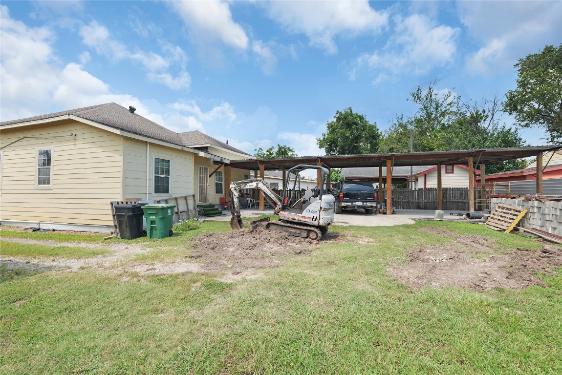 Listing photo 5