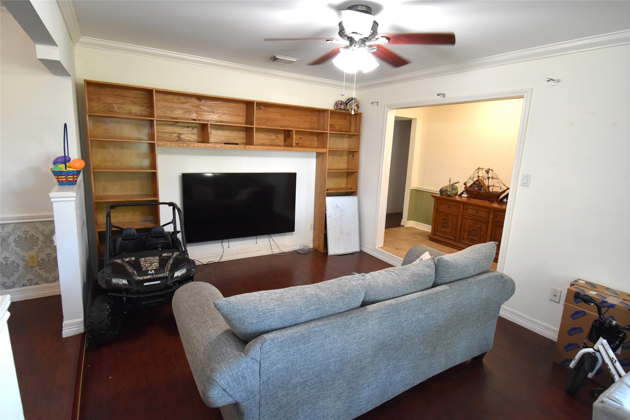 Listing photo 1