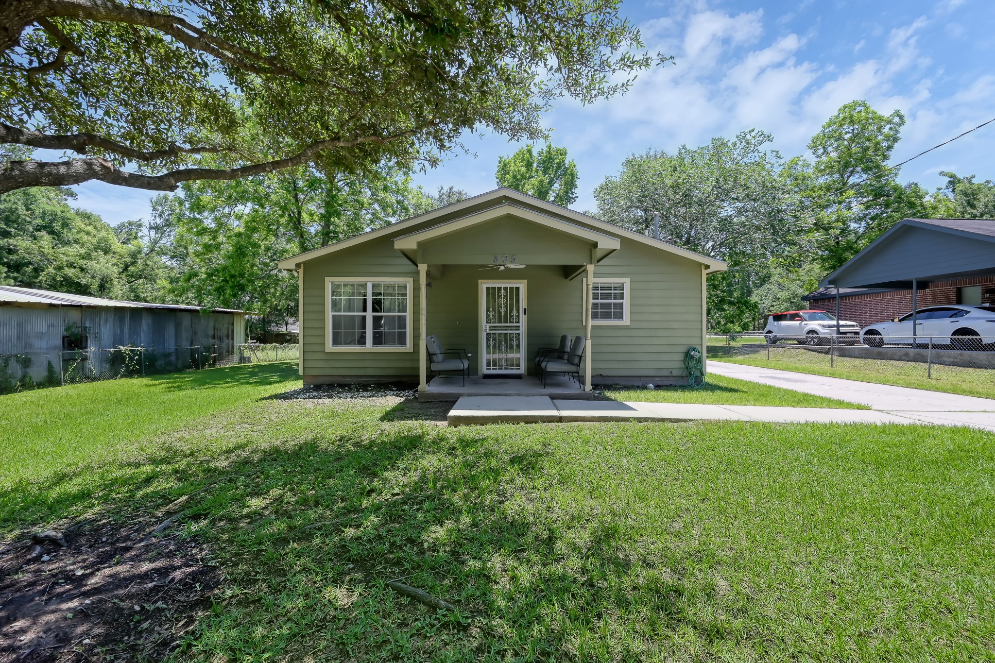 Listing photo 1