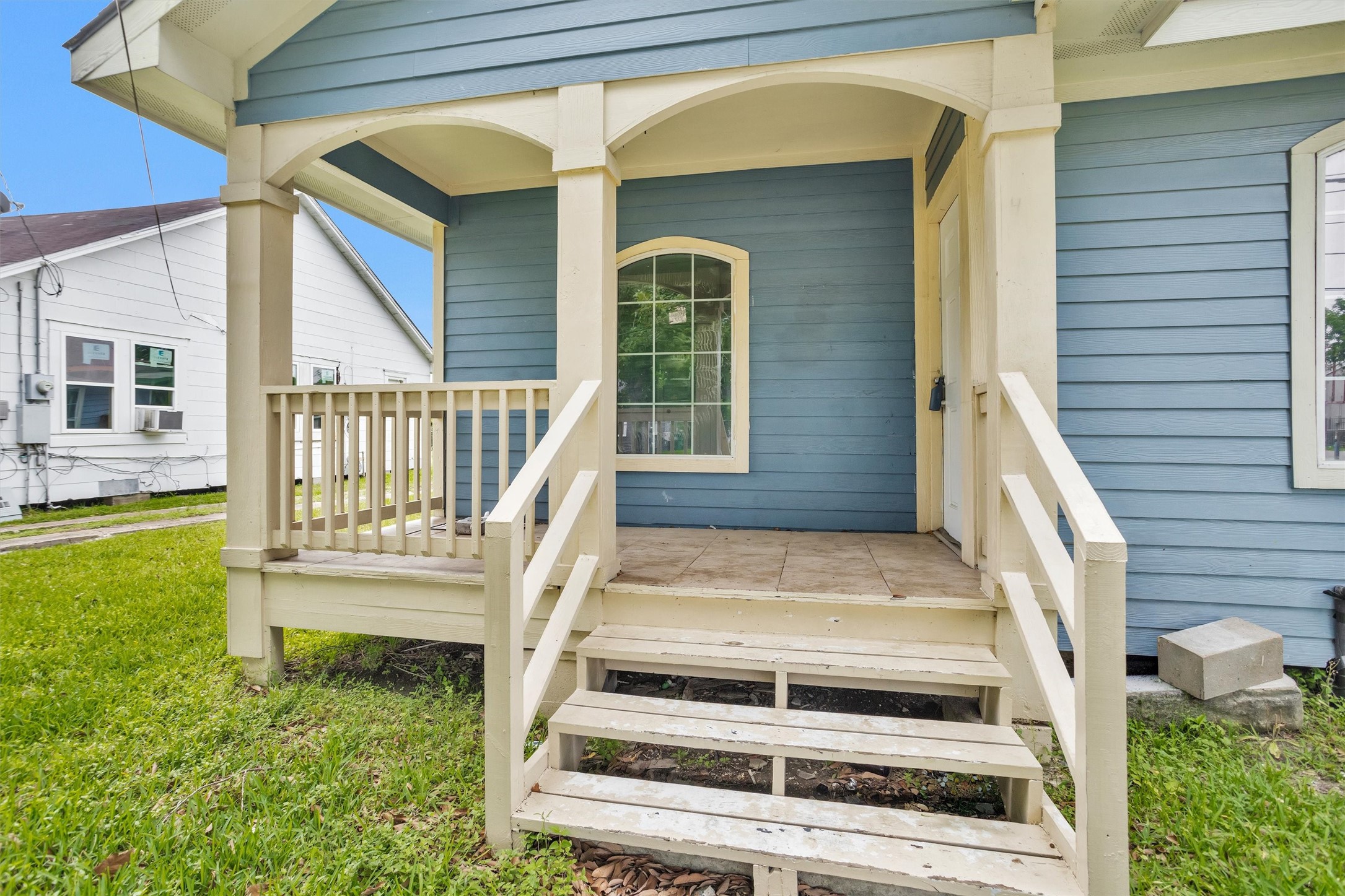 Listing photo 1