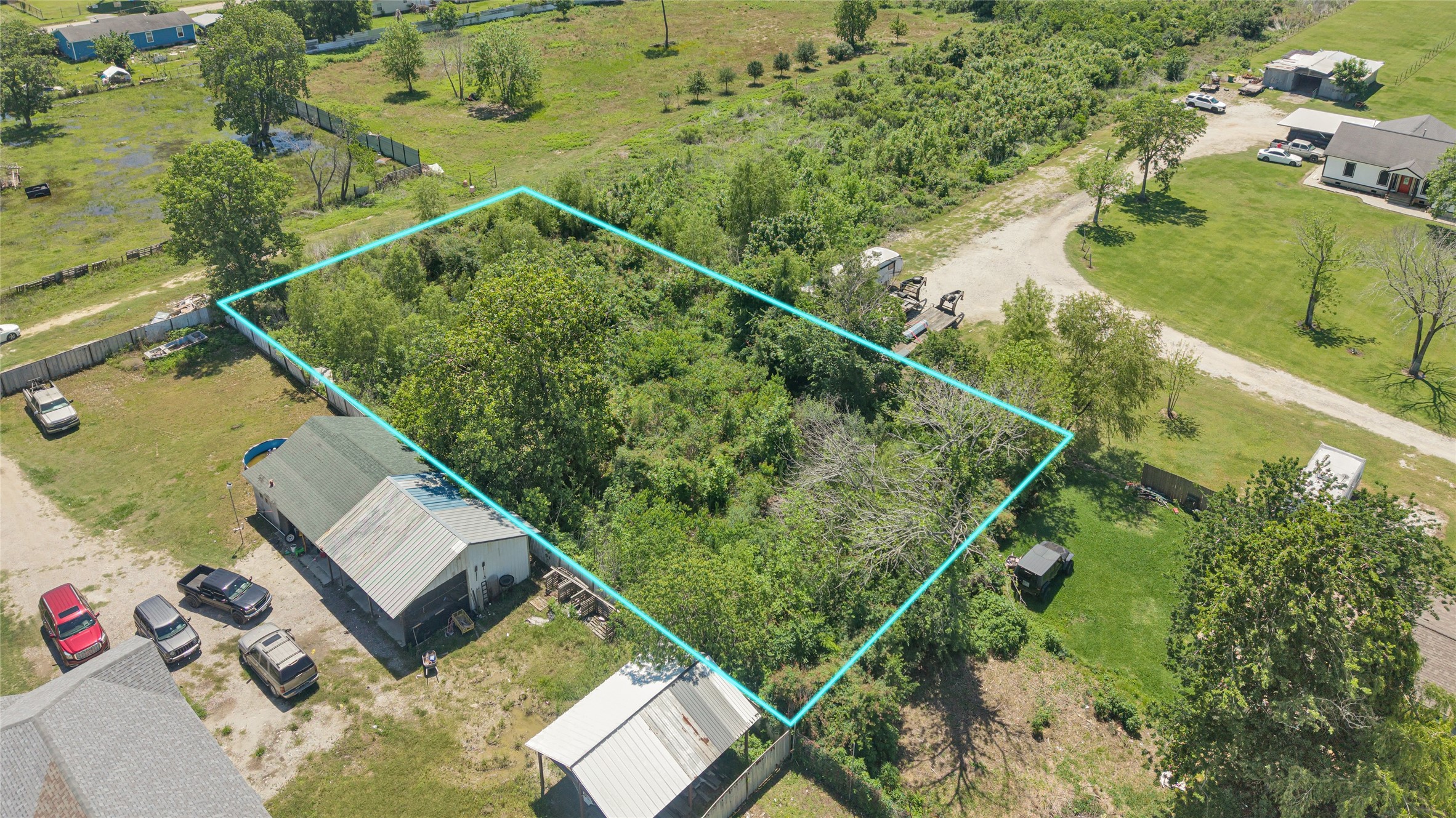 Listing photo 2