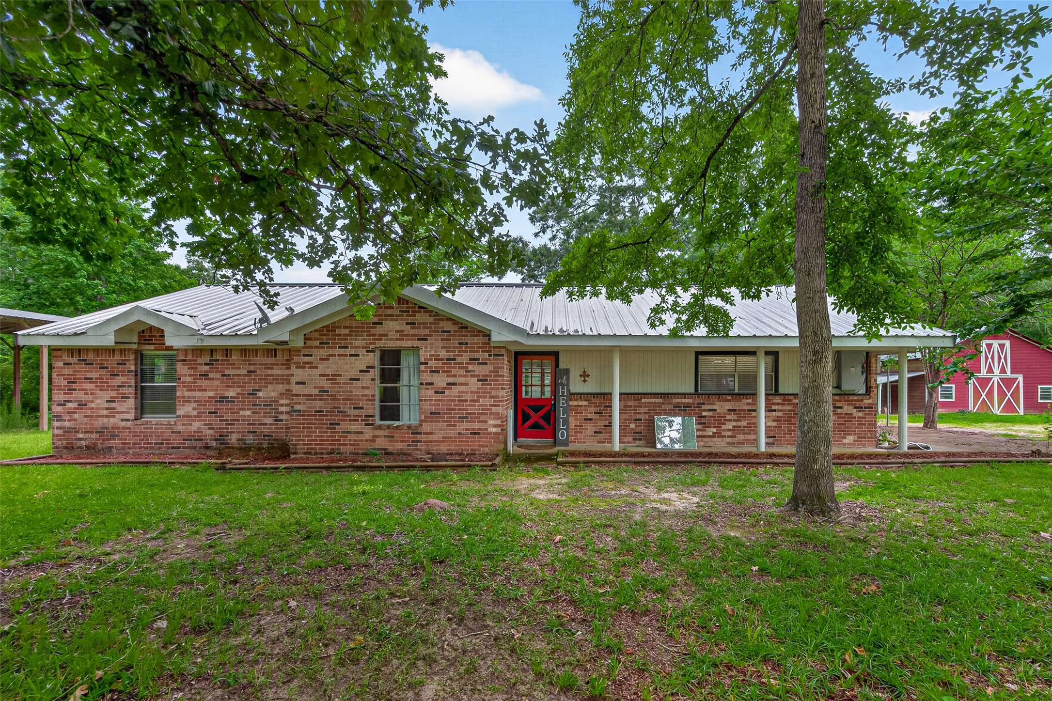 Listing photo 1