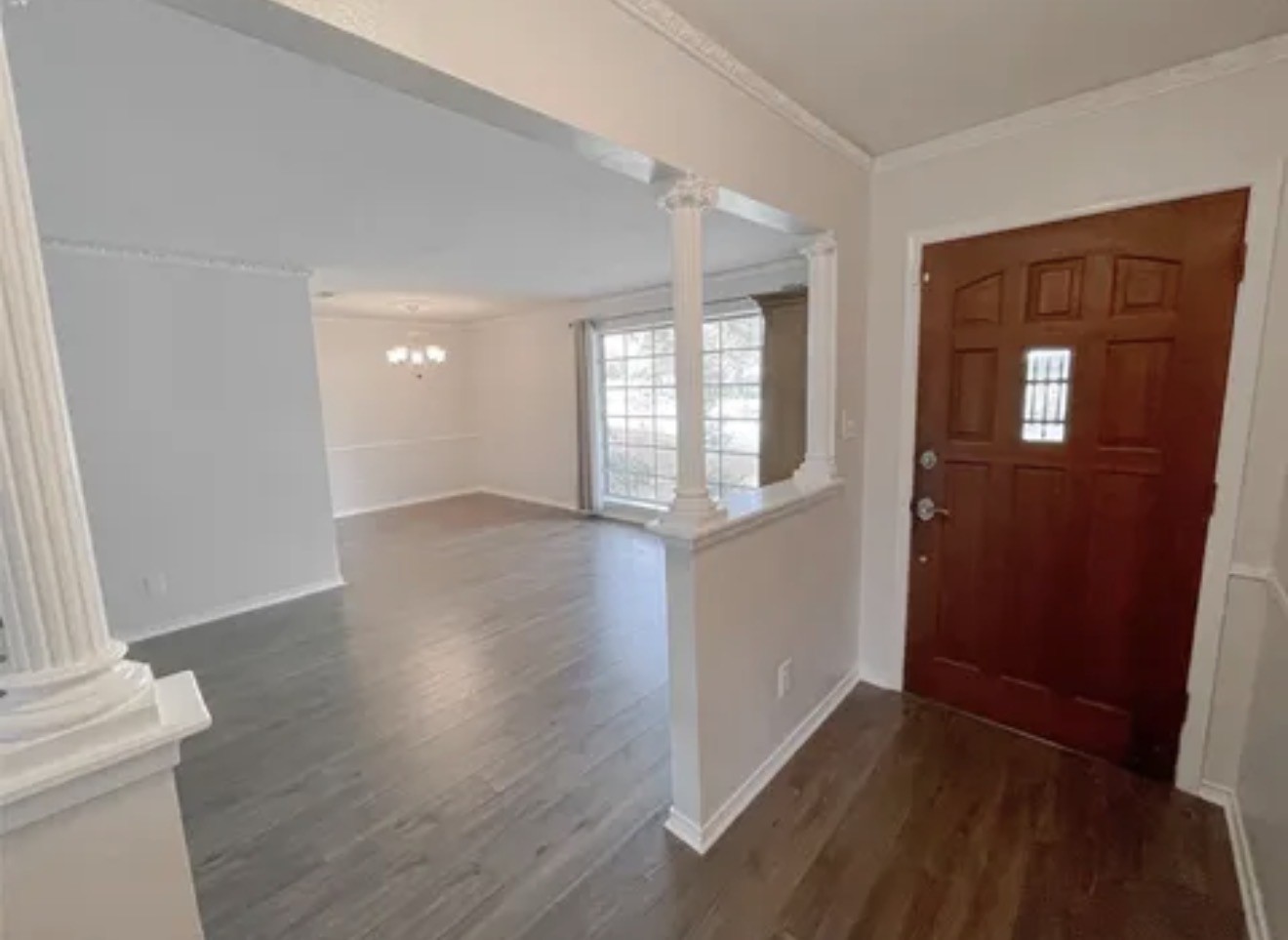 Listing photo 1
