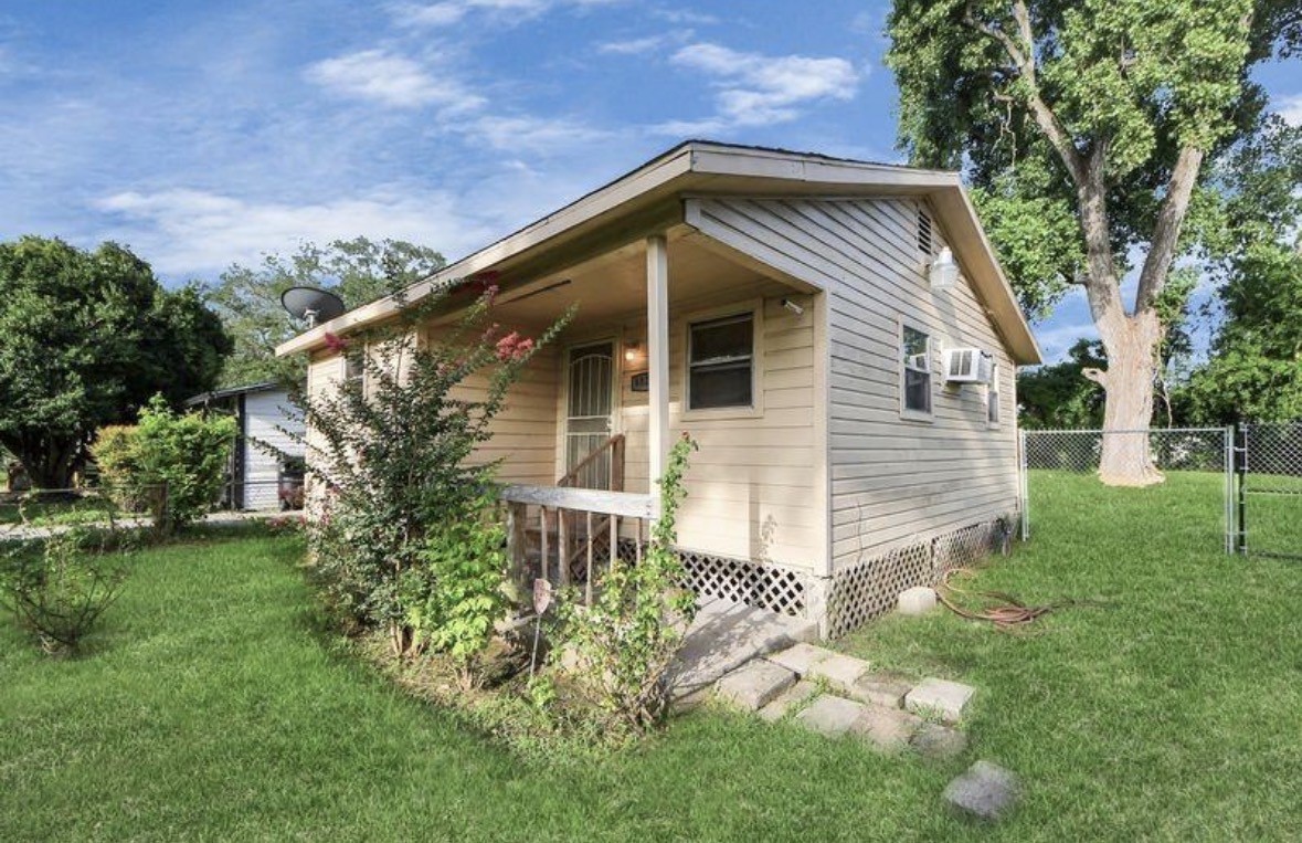 Listing photo 5