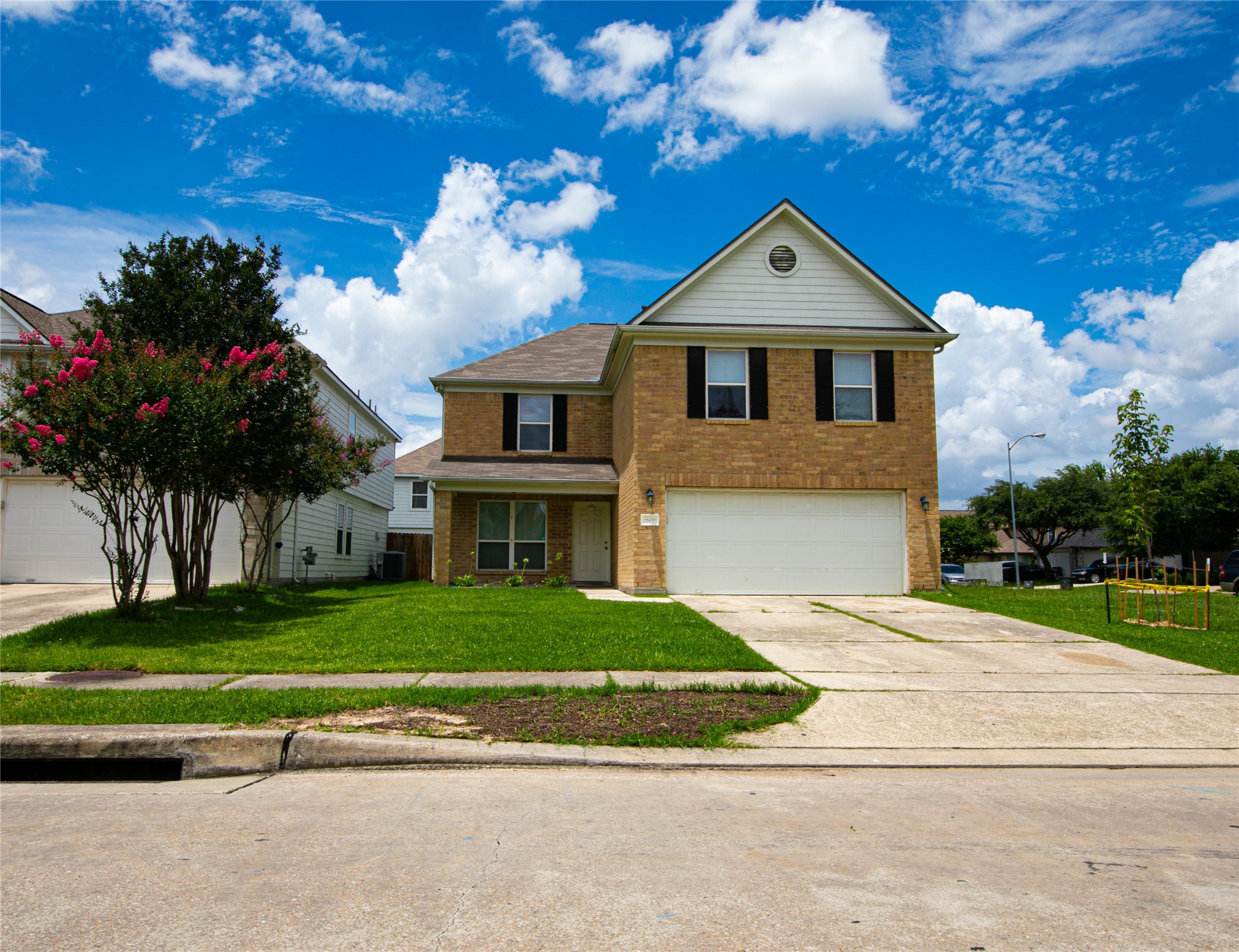 Listing photo 1