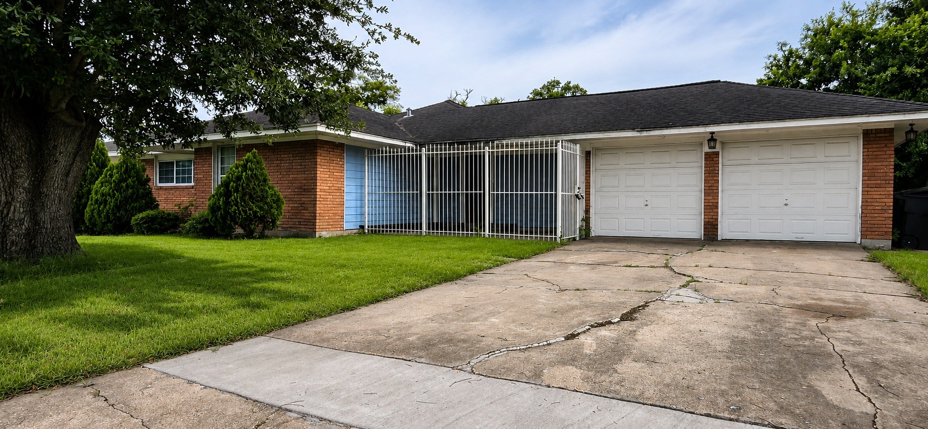 Listing photo 1