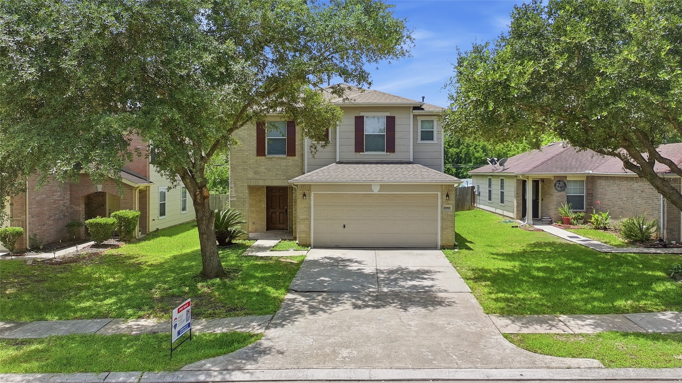 Listing photo 2