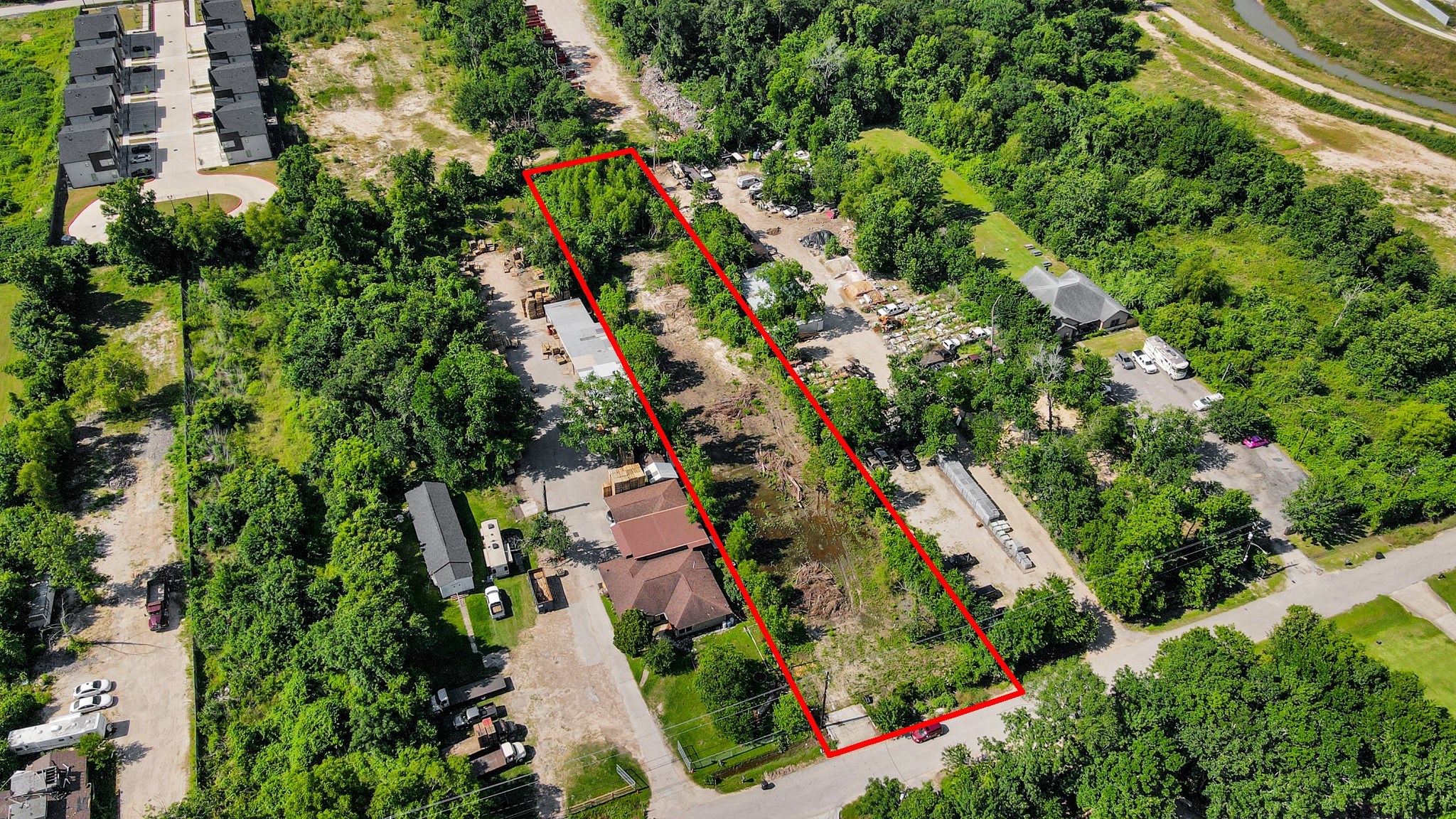 Listing photo 3
