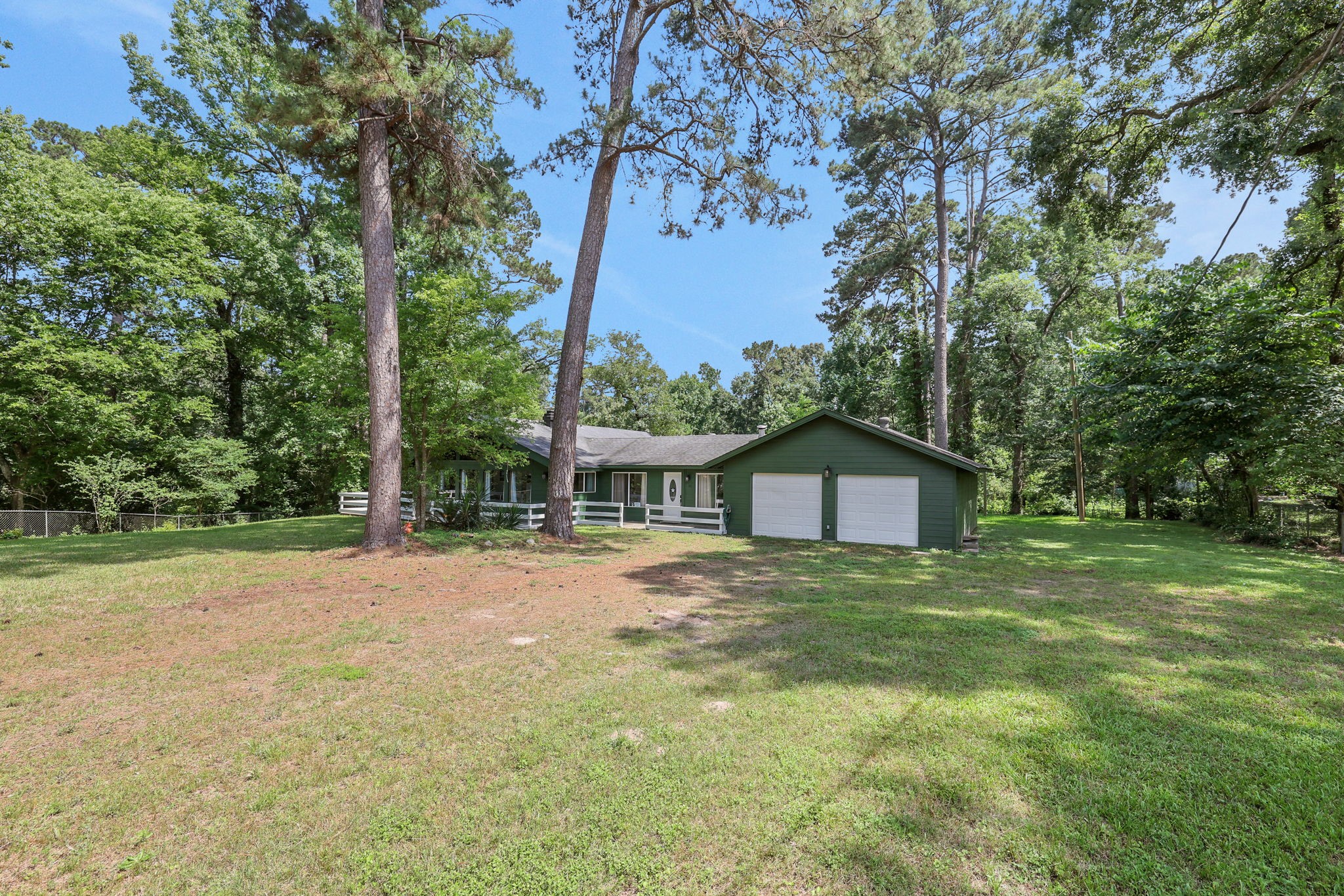 Listing photo 3